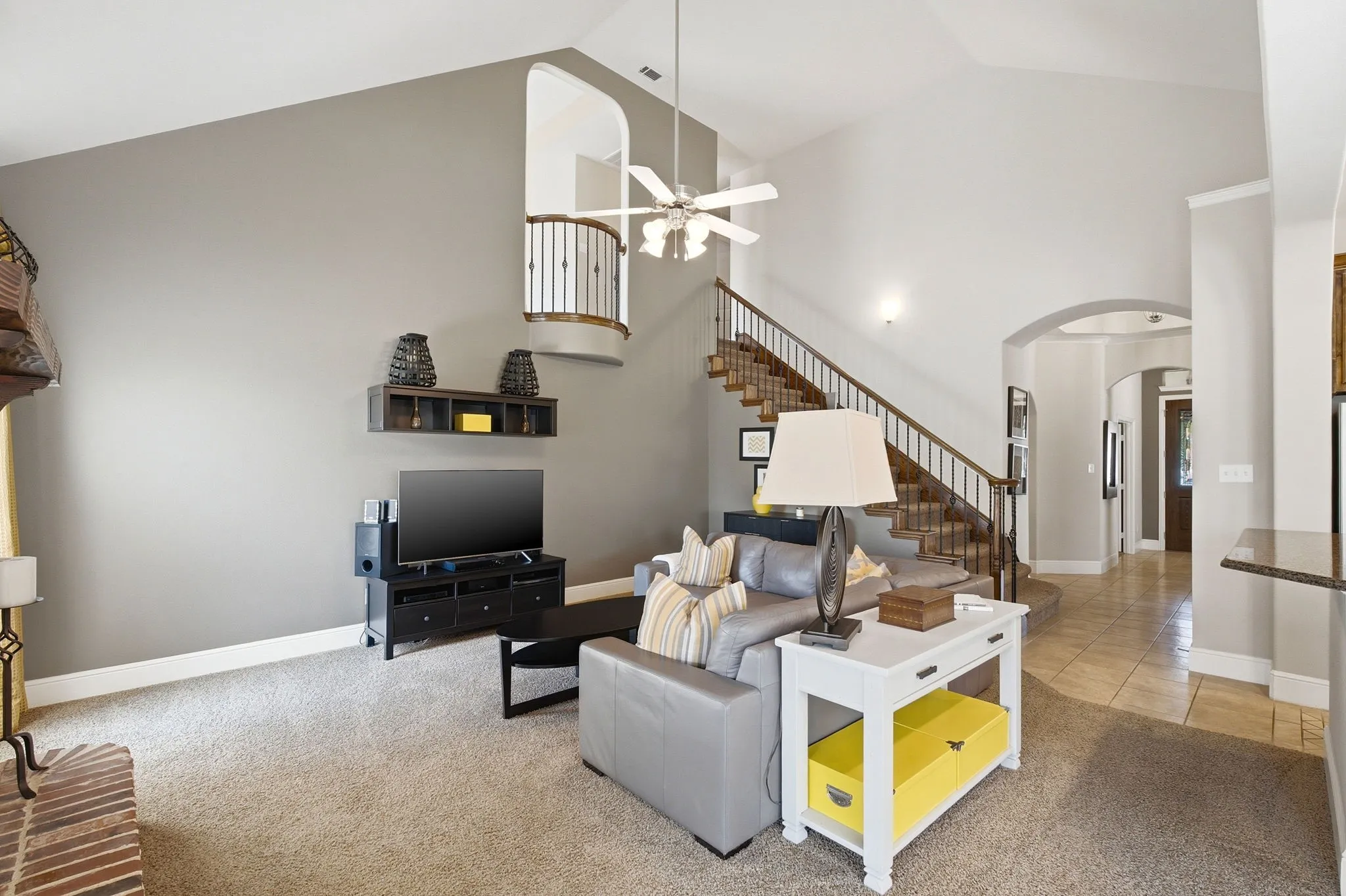 Single Family Residence For Sale in Collin County , 13407 Chittamwood Lane, Frisco, Texas 75035, 4 Bedroom, 4 Bathroom, 2 Garage spaces, 2,982 Sqft, built in 2010, mls#21382077, Real Estate Agent in Frisco, Homes For Sale in Collin county, Homes For Sale in Frisco, Realtor in Frisco Texas, Real Estate Brokerage Independent Realty Texas, Luminita Cordes Realtor