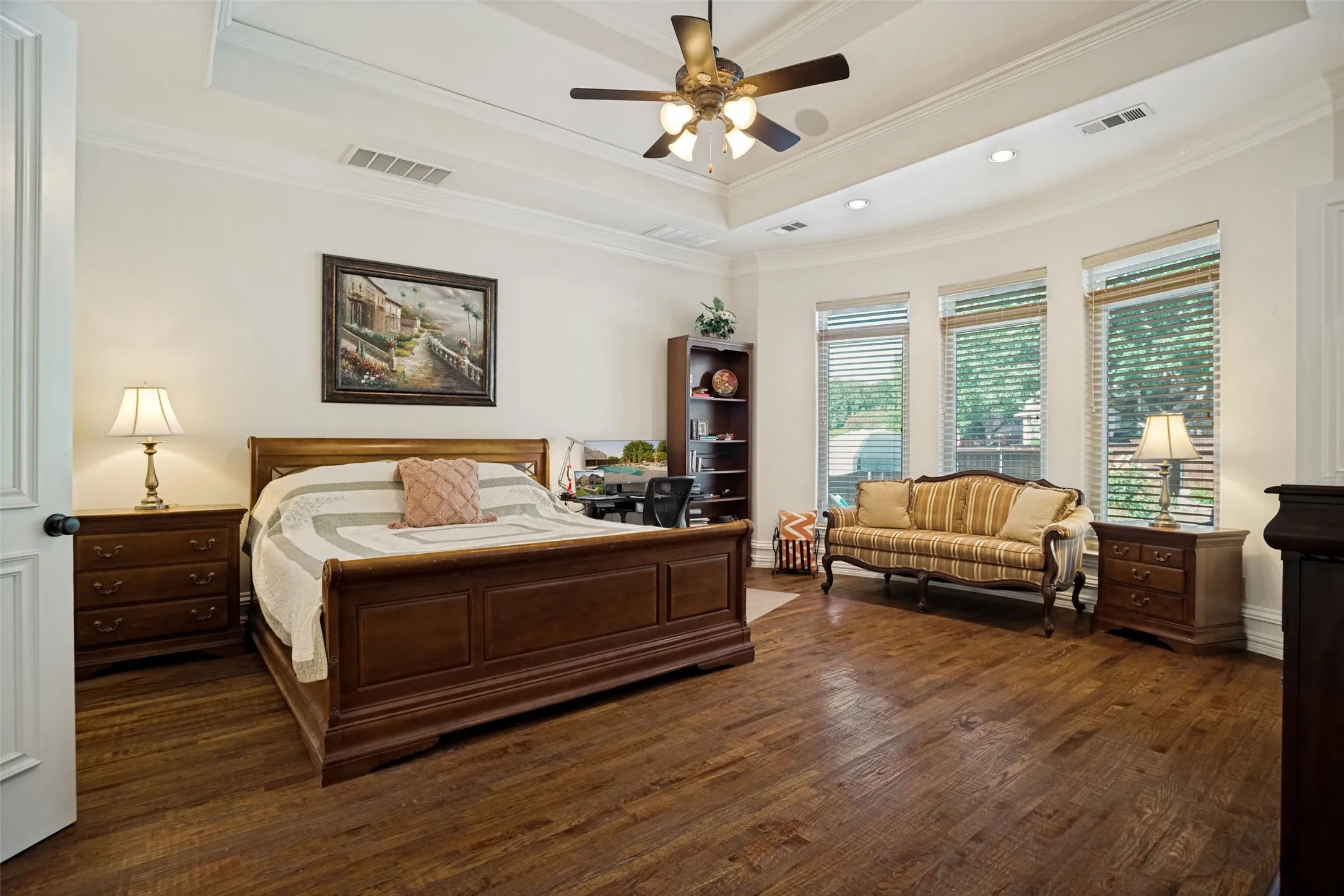Single Family Residence For Sale in Collin County , 1006 Navarro Drive, Allen, Texas 75013, 5 Bedroom, 6 Bathroom, 3 Garage spaces, 4,365 Sqft, built in 2006, mls#21356894, Real Estate Agent in Allen, Homes For Sale in Collin county, Homes For Sale in Allen, Realtor in Allen Texas, Real Estate Brokerage Independent Realty Texas, Luminita Cordes Realtor