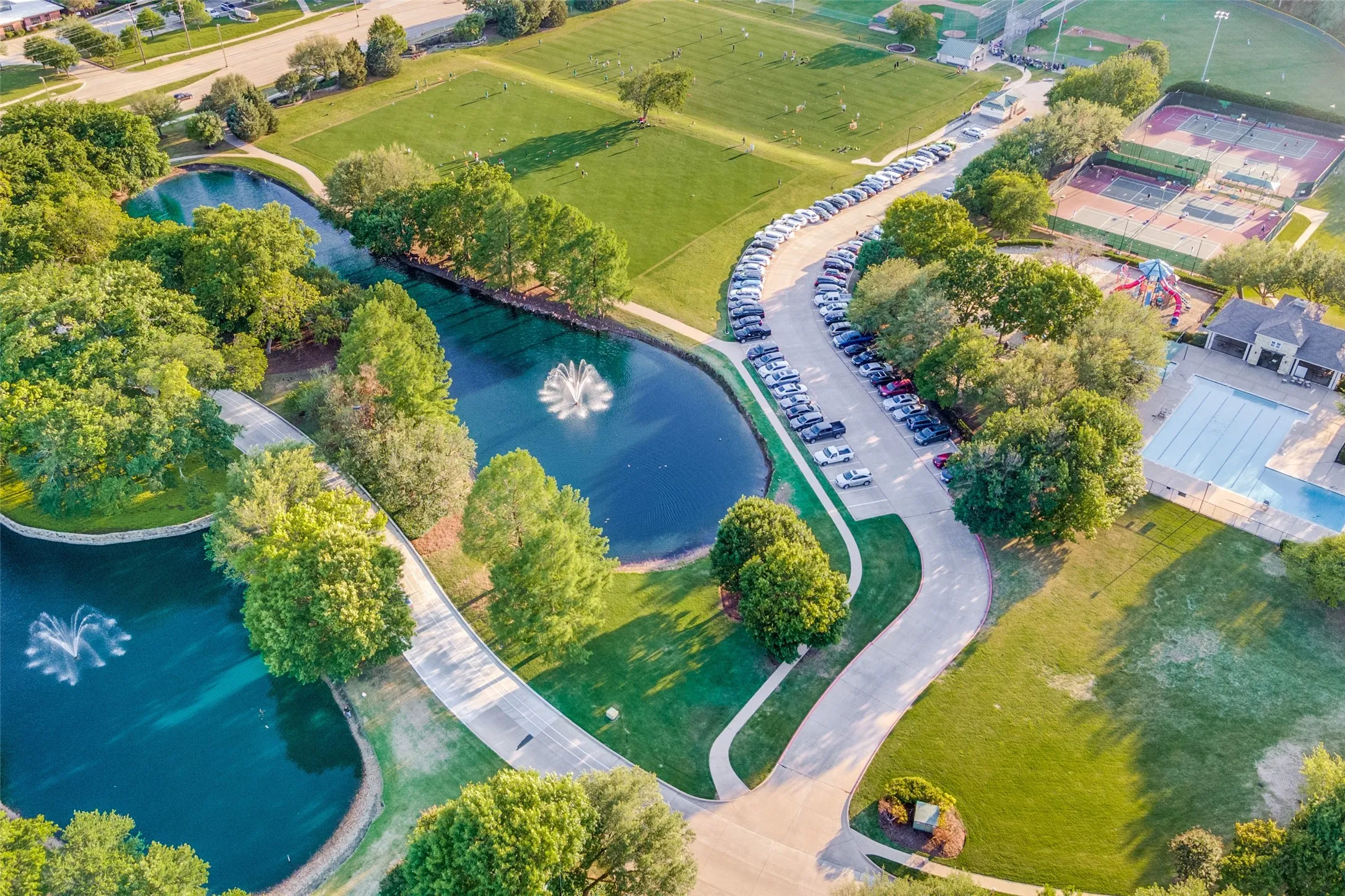 Single Family Residence For Sale in Collin County , 1006 Navarro Drive, Allen, Texas 75013, 5 Bedroom, 6 Bathroom, 3 Garage spaces, 4,365 Sqft, built in 2006, mls#21356894, Real Estate Agent in Allen, Homes For Sale in Collin county, Homes For Sale in Allen, Realtor in Allen Texas, Real Estate Brokerage Independent Realty Texas, Luminita Cordes Realtor
