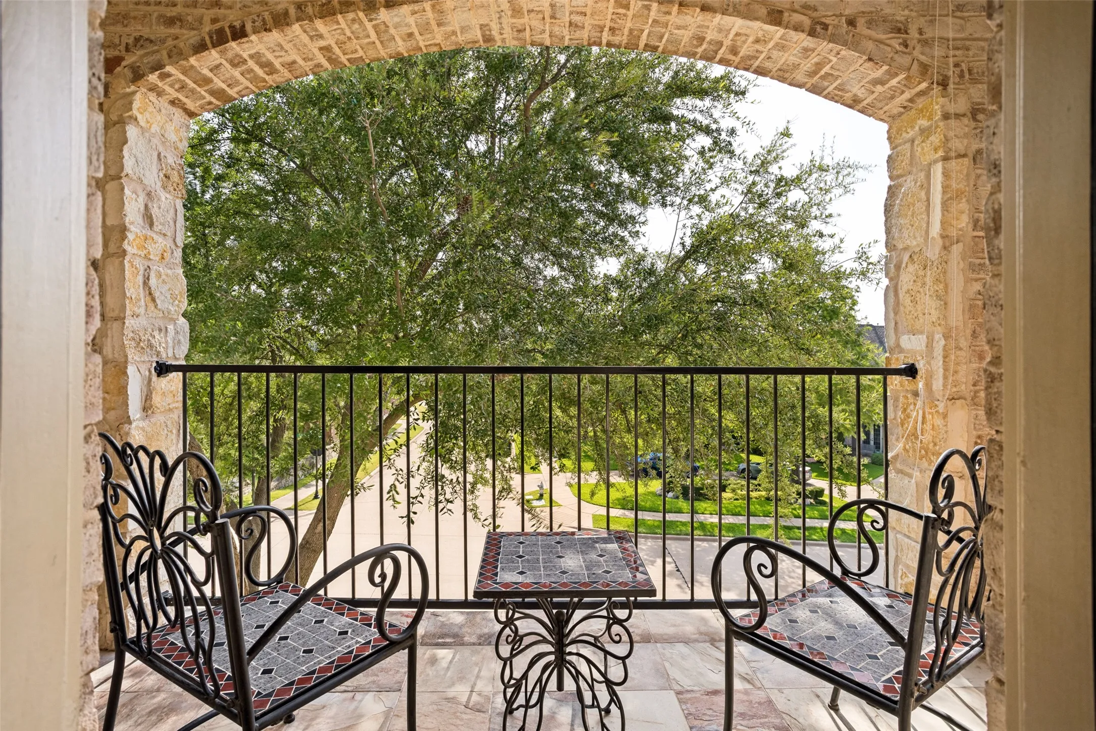 Single Family Residence For Sale in Collin County , 1006 Navarro Drive, Allen, Texas 75013, 5 Bedroom, 6 Bathroom, 3 Garage spaces, 4,365 Sqft, built in 2006, mls#21356894, Real Estate Agent in Allen, Homes For Sale in Collin county, Homes For Sale in Allen, Realtor in Allen Texas, Real Estate Brokerage Independent Realty Texas, Luminita Cordes Realtor