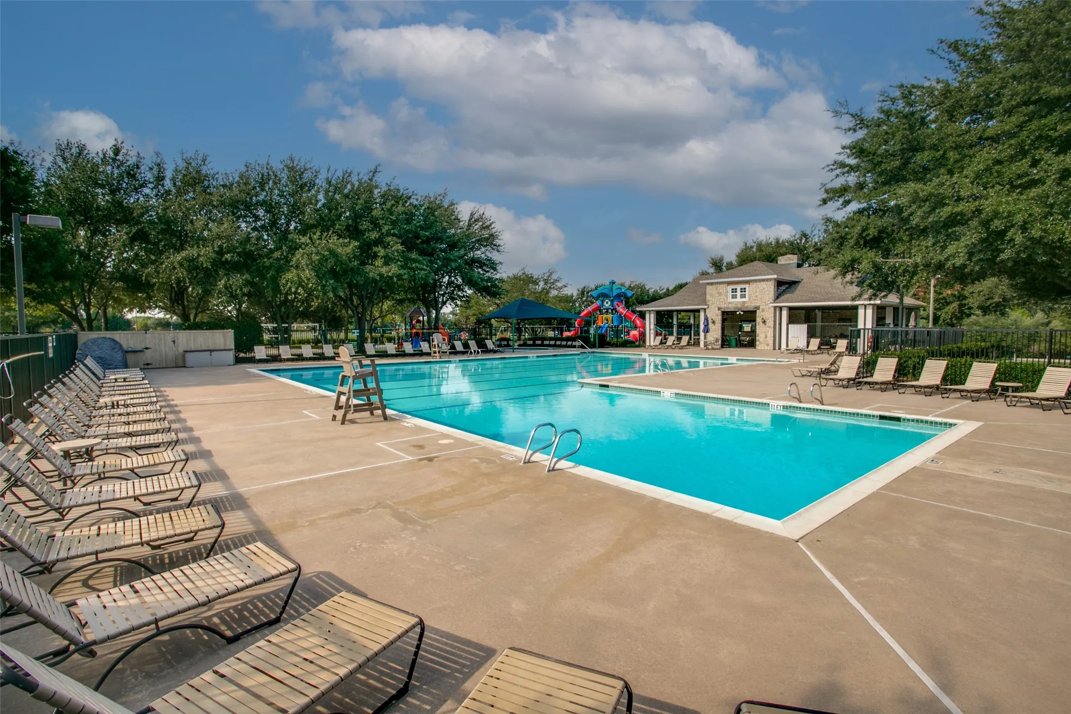 Single Family Residence For Sale in Collin County , 1006 Navarro Drive, Allen, Texas 75013, 5 Bedroom, 6 Bathroom, 3 Garage spaces, 4,365 Sqft, built in 2006, mls#21356894, Real Estate Agent in Allen, Homes For Sale in Collin county, Homes For Sale in Allen, Realtor in Allen Texas, Real Estate Brokerage Independent Realty Texas, Luminita Cordes Realtor