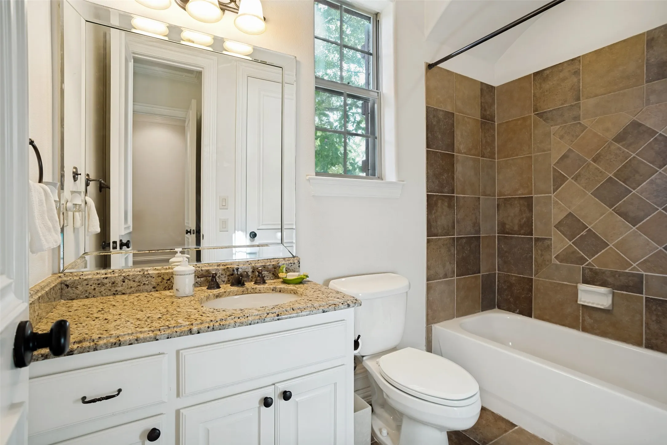 1st floor second full bath.