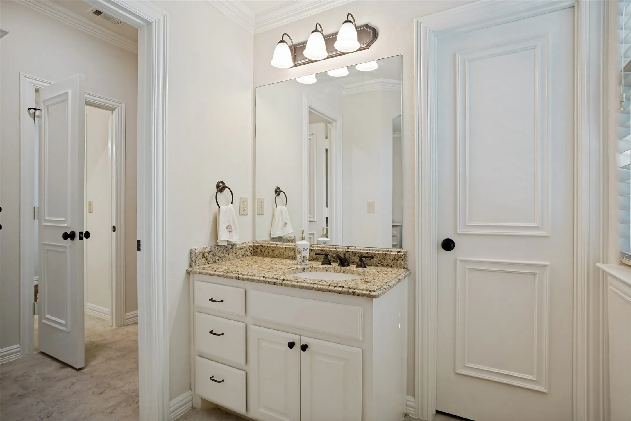 Jack & Jill Bathroom
