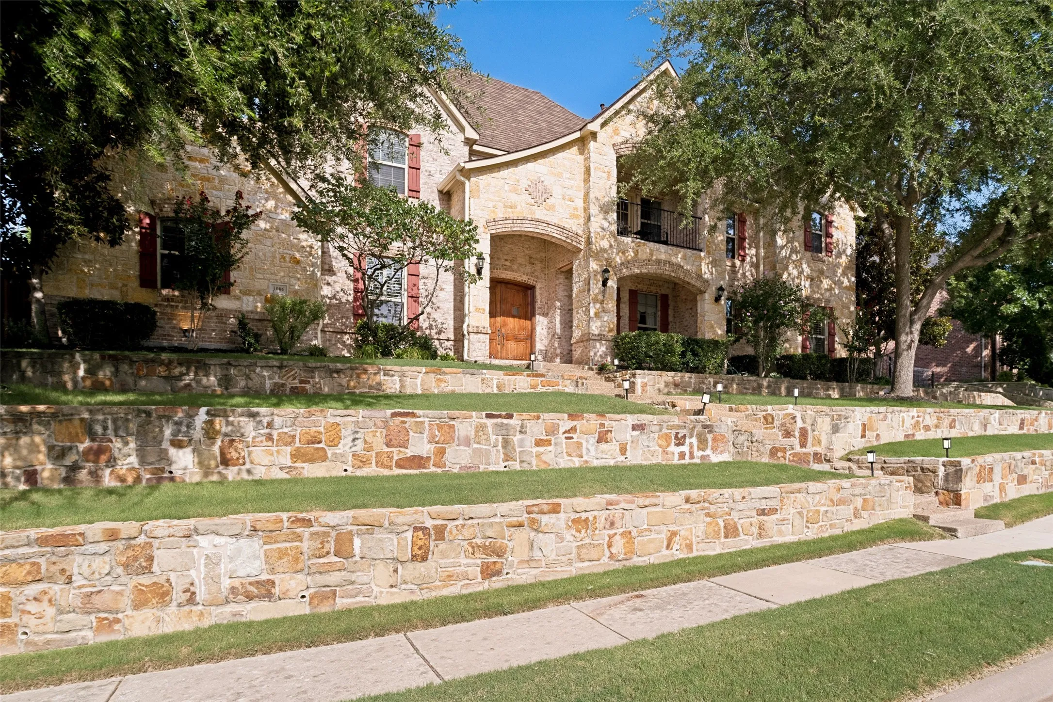 Single Family Residence For Sale in Collin County , 1006 Navarro Drive, Allen, Texas 75013, 5 Bedroom, 6 Bathroom, 3 Garage spaces, 4,365 Sqft, built in 2006, mls#21356894, Real Estate Agent in Allen, Homes For Sale in Collin county, Homes For Sale in Allen, Realtor in Allen Texas, Real Estate Brokerage Independent Realty Texas, Luminita Cordes Realtor