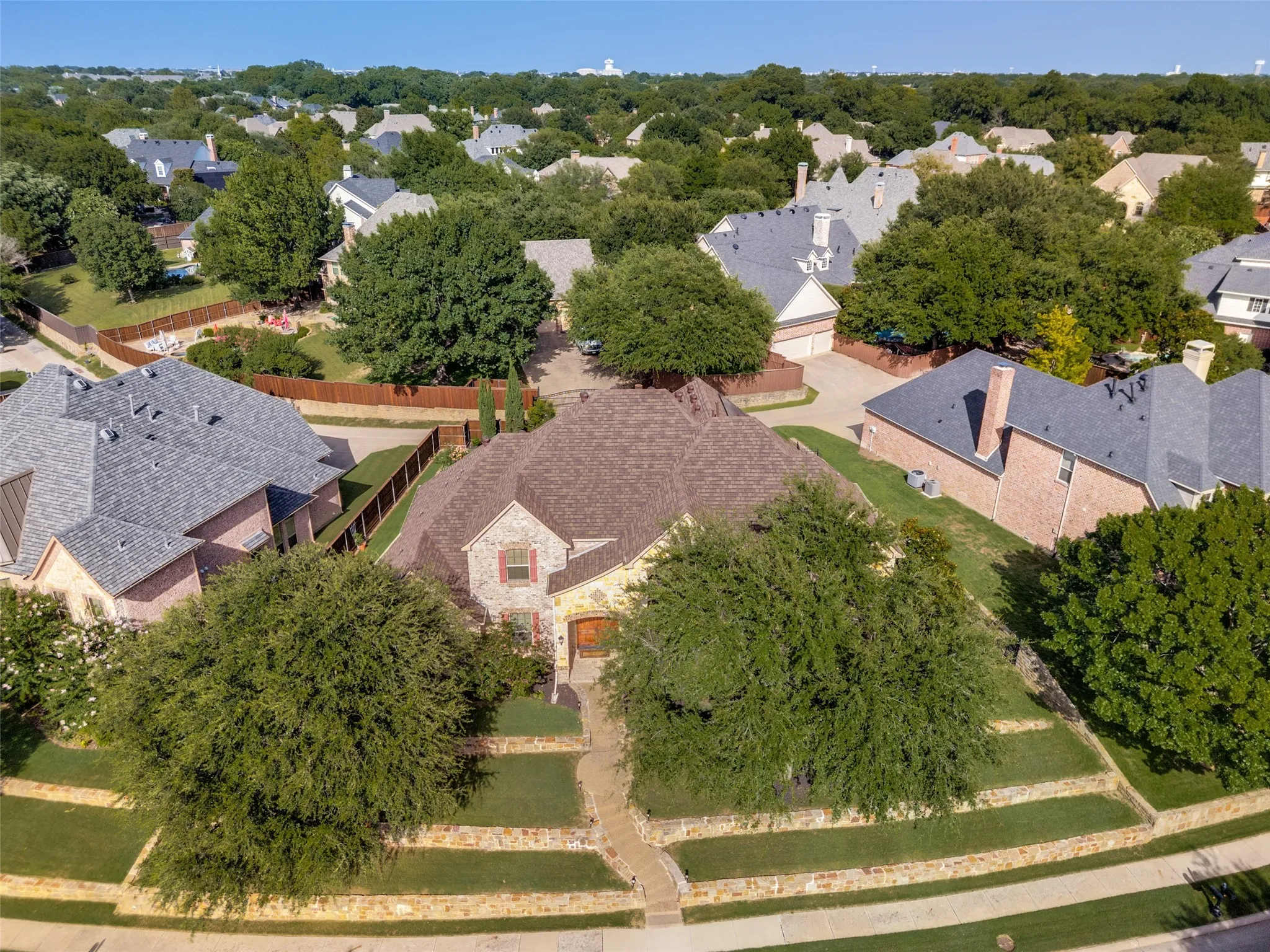 Single Family Residence For Sale in Collin County , 1006 Navarro Drive, Allen, Texas 75013, 5 Bedroom, 6 Bathroom, 3 Garage spaces, 4,365 Sqft, built in 2006, mls#21356894, Real Estate Agent in Allen, Homes For Sale in Collin county, Homes For Sale in Allen, Realtor in Allen Texas, Real Estate Brokerage Independent Realty Texas, Luminita Cordes Realtor