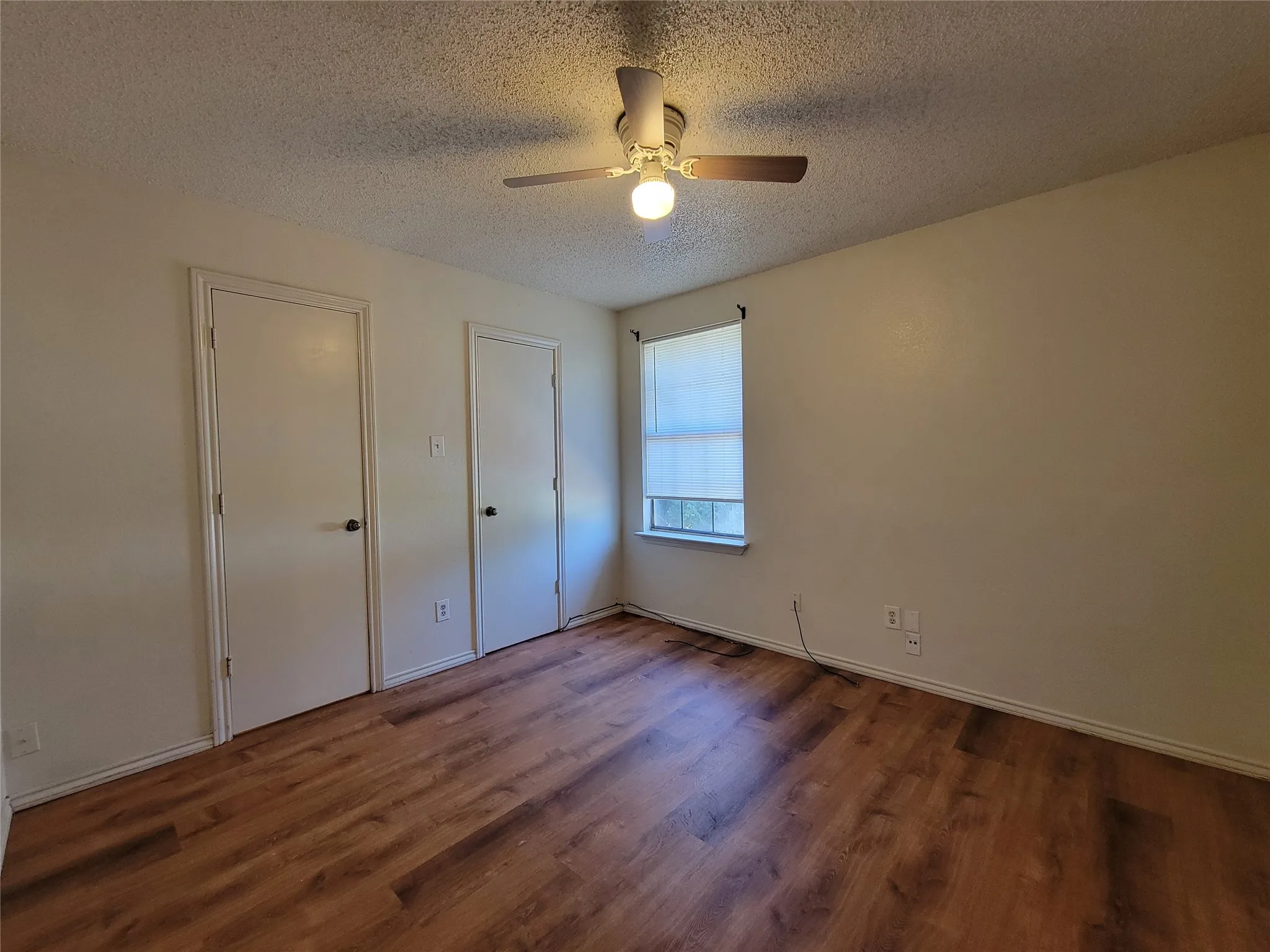 Apartment For Rent in Dallas County , 1324 Bluffview Drive B, Seagoville, Texas 75159, 3 Bedroom, 2 Bathroom, Garage spaces, 1,074 Sqft, built in 1985, mls#21382094, Real Estate Agent in Seagoville, Homes For Rent in Dallas county, Homes For Rent in Seagoville, Realtor in Seagoville Texas, Real Estate Brokerage Independent Realty Texas, Luminita Cordes Realtor