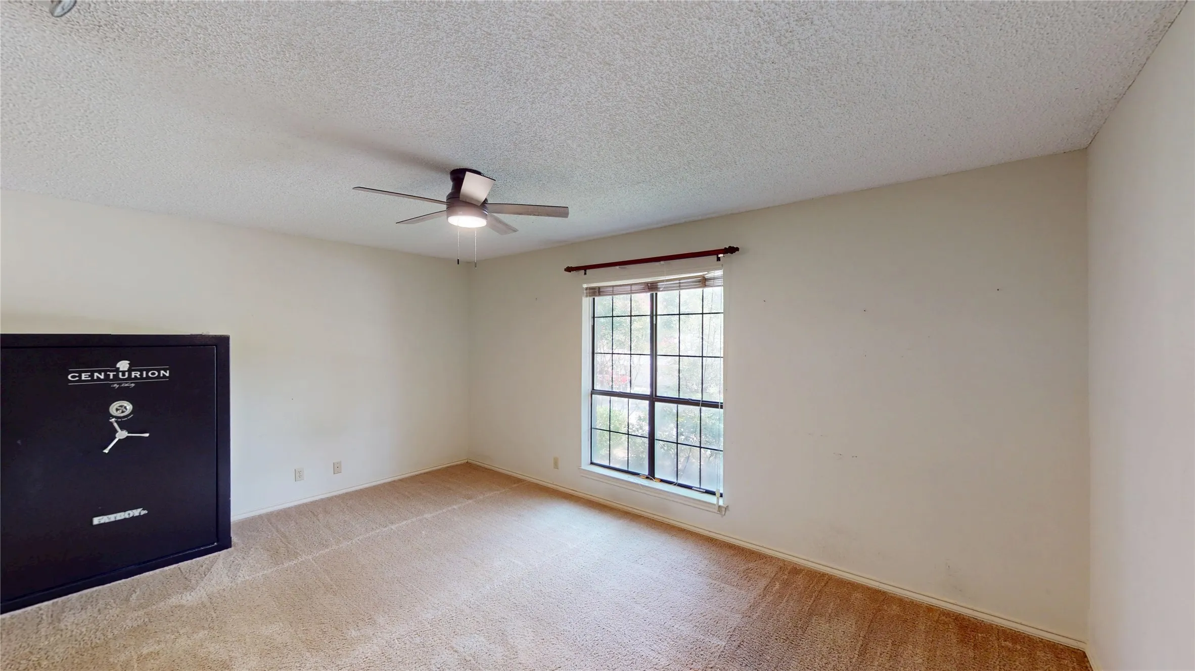 Single Family Residence For Sale in Smith County , 4915 Pine Knoll Street, Tyler, Texas 75703, 3 Bedroom, 3 Bathroom, 2 Garage spaces, 2,162 Sqft, built in 1982, mls#21380704, Real Estate Agent in Tyler, Homes For Sale in Smith county, Homes For Sale in Tyler, Realtor in Tyler Texas, Real Estate Brokerage Independent Realty Texas, Luminita Cordes Realtor