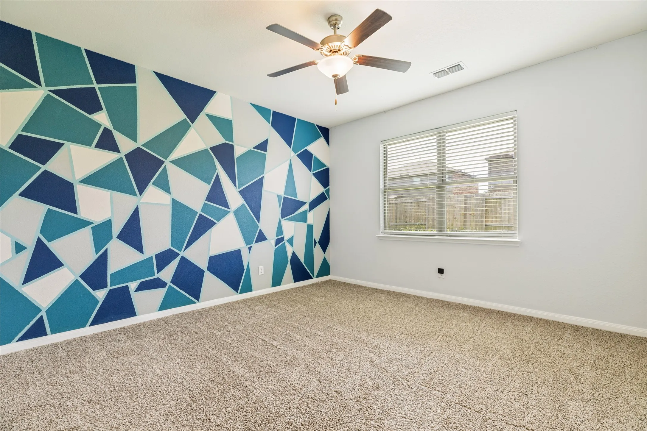 Single Family Residence For Sale in Collin County , 300 Ryan Street, Anna, Texas 75409, 3 Bedroom, 2 Bathroom, 2 Garage spaces, 1,619 Sqft, built in 2019, mls#21382092, Real Estate Agent in Anna, Homes For Sale in Collin county, Homes For Sale in Anna, Realtor in Anna Texas, Real Estate Brokerage Independent Realty Texas, Luminita Cordes Realtor