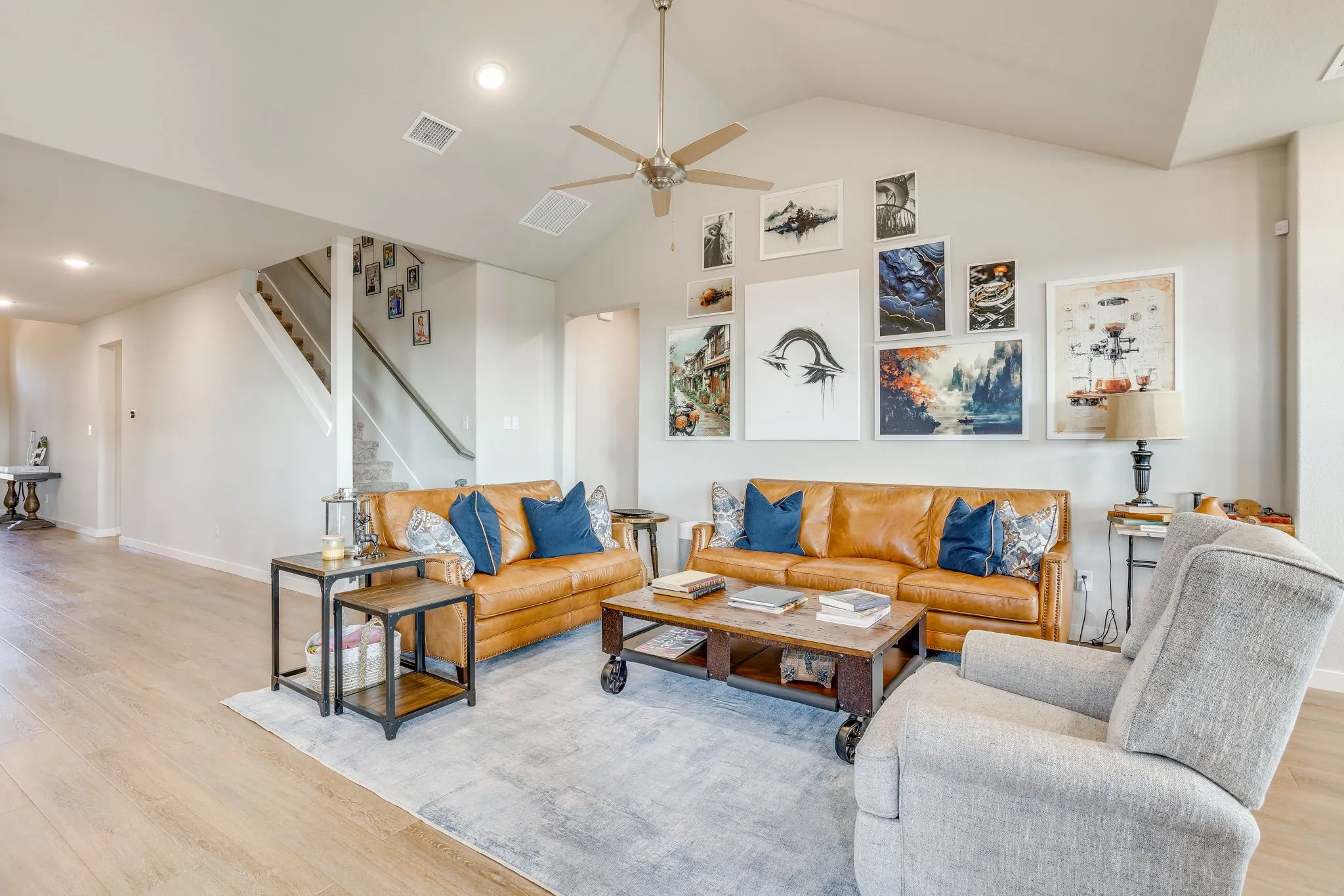 Single Family Residence For Sale in Tarrant County , 5577 Summit Creek Road, Fort Worth, Texas 76126, 5 Bedroom, 4 Bathroom, 2 Garage spaces, 3,676 Sqft, built in 2022, mls#21382105, Real Estate Agent in Fort Worth, Homes For Sale in Tarrant county, Homes For Sale in Fort Worth, Realtor in Fort Worth Texas, Real Estate Brokerage Independent Realty Texas, Luminita Cordes Realtor