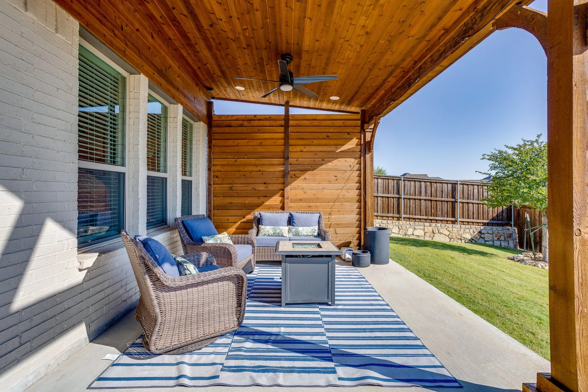 Single Family Residence For Sale in Tarrant County , 5577 Summit Creek Road, Fort Worth, Texas 76126, 5 Bedroom, 4 Bathroom, 2 Garage spaces, 3,676 Sqft, built in 2022, mls#21382105, Real Estate Agent in Fort Worth, Homes For Sale in Tarrant county, Homes For Sale in Fort Worth, Realtor in Fort Worth Texas, Real Estate Brokerage Independent Realty Texas, Luminita Cordes Realtor