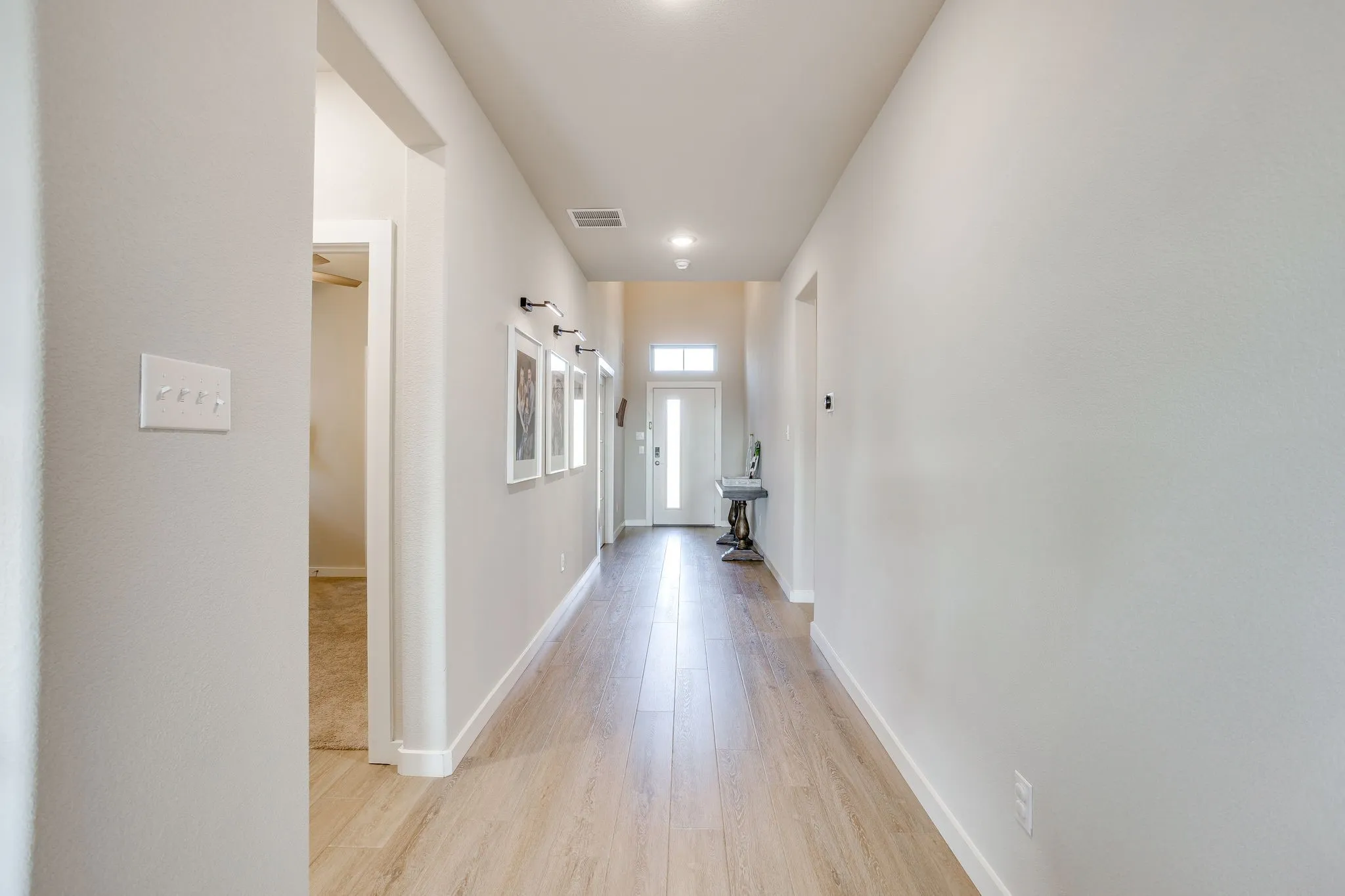 Single Family Residence For Sale in Tarrant County , 5577 Summit Creek Road, Fort Worth, Texas 76126, 5 Bedroom, 4 Bathroom, 2 Garage spaces, 3,676 Sqft, built in 2022, mls#21382105, Real Estate Agent in Fort Worth, Homes For Sale in Tarrant county, Homes For Sale in Fort Worth, Realtor in Fort Worth Texas, Real Estate Brokerage Independent Realty Texas, Luminita Cordes Realtor