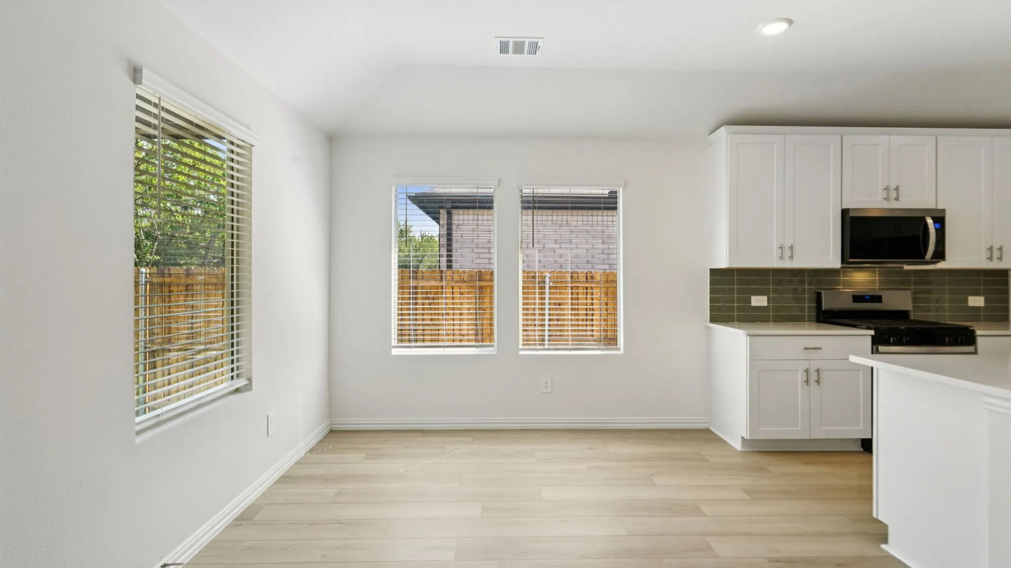 Photo is not of the actual home, but is an inspirational photo of builder’s model home and may depict options, furnishings, and/or decorator features that are not included.