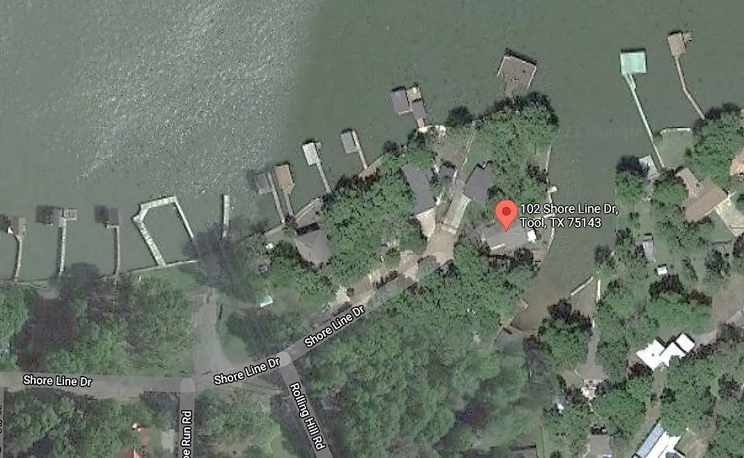 Single Family Residence For Sale in Henderson County , 102 Shore Line Drive, Tool, Texas 75143, 3 Bedroom, 2 Bathroom, 2 Garage spaces, 1,471 Sqft, built in 2005, mls#21379774, Real Estate Agent in Tool, Homes For Sale in Henderson county, Homes For Sale in Tool, Realtor in Tool Texas, Real Estate Brokerage Independent Realty Texas, Luminita Cordes Realtor