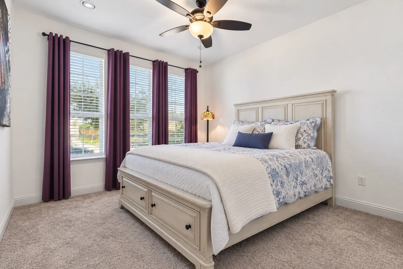 Single Family Residence For Sale in Hunt County , 700 Newberry Lane, Royse City, Texas 75189, 5 Bedroom, 3 Bathroom, 2 Garage spaces, 2,976 Sqft, built in 2021, mls#21378924, Real Estate Agent in Royse City, Homes For Sale in Hunt county, Homes For Sale in Royse City, Realtor in Royse City Texas, Real Estate Brokerage Independent Realty Texas, Luminita Cordes Realtor