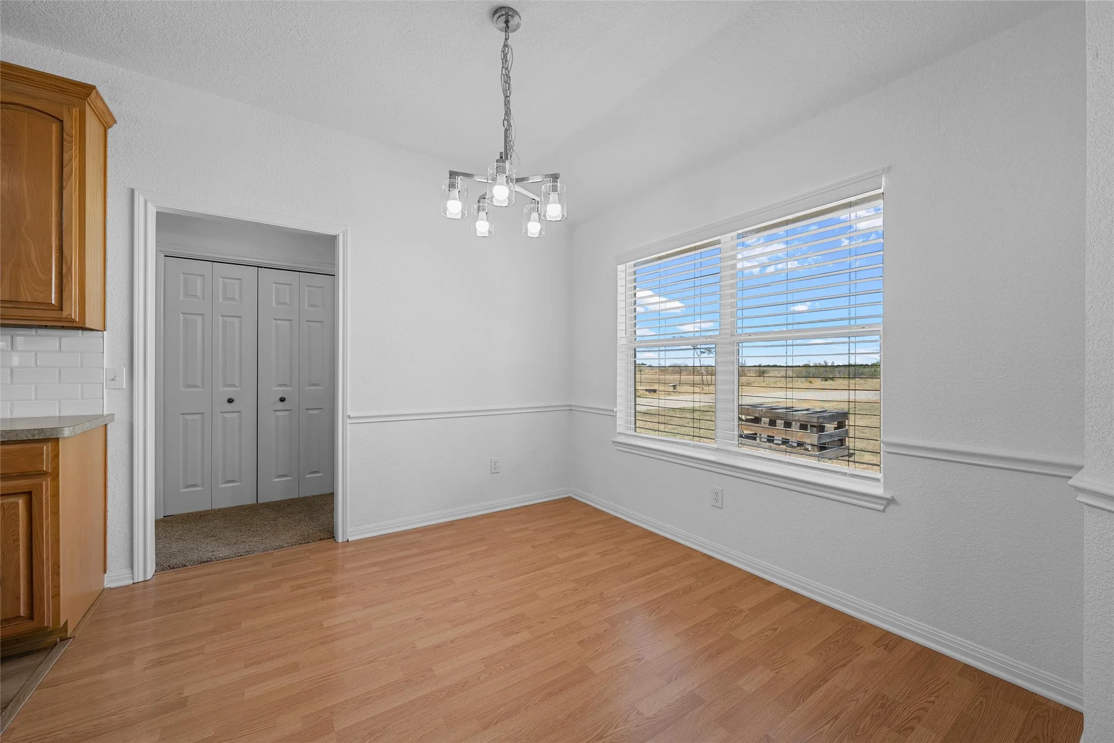 Single Family Residence For Sale in Mc Lennan County , 1478 Galaxy Road, Woodway, Texas 76712, 3 Bedroom, 2 Bathroom, Garage spaces, 1,510 Sqft, built in 2004, mls#21381971, Real Estate Agent in Woodway, Homes For Sale in Mc Lennan county, Homes For Sale in Woodway, Realtor in Woodway Texas, Real Estate Brokerage Independent Realty Texas, Luminita Cordes Realtor
