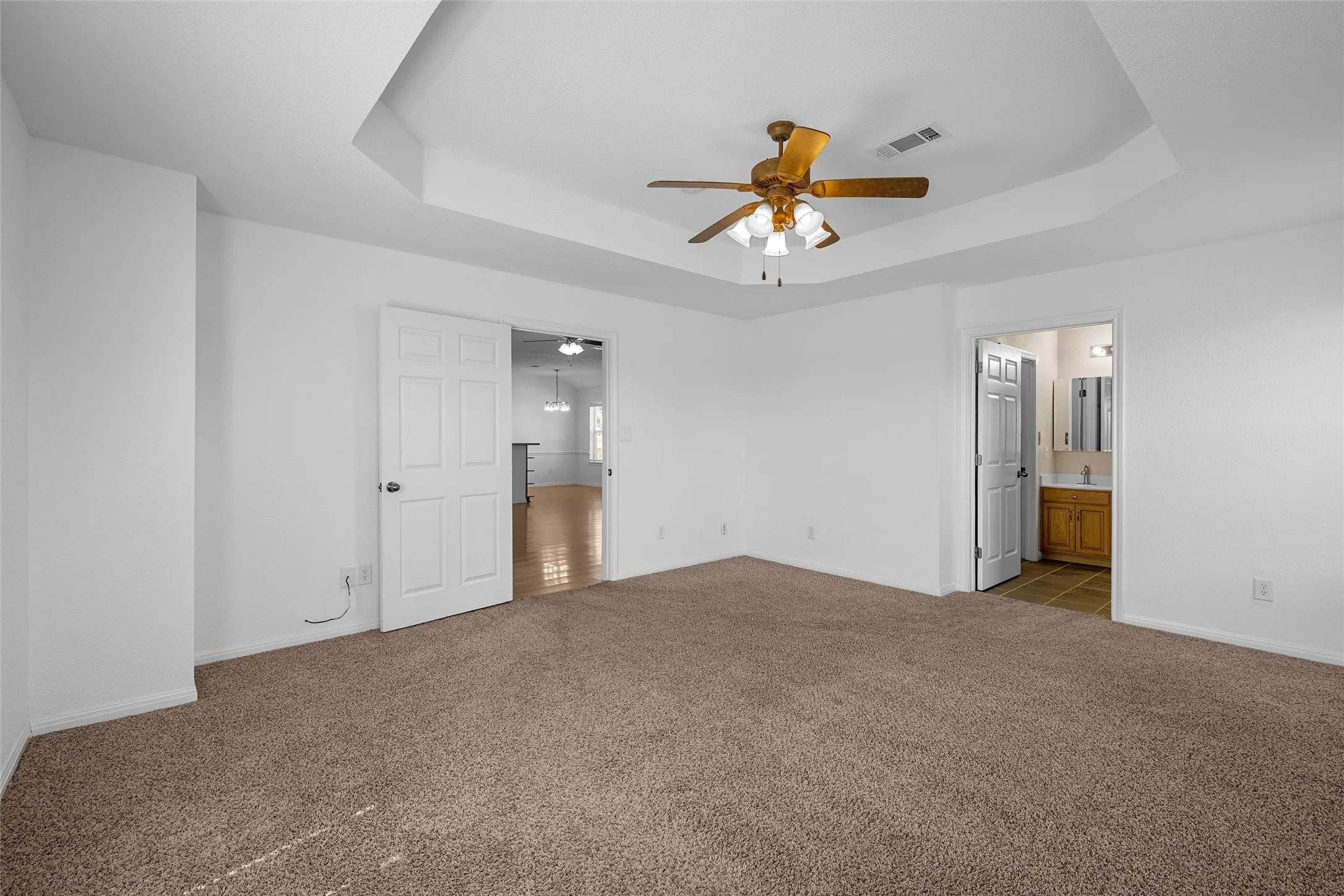Single Family Residence For Sale in Mc Lennan County , 1478 Galaxy Road, Woodway, Texas 76712, 3 Bedroom, 2 Bathroom, Garage spaces, 1,510 Sqft, built in 2004, mls#21381971, Real Estate Agent in Woodway, Homes For Sale in Mc Lennan county, Homes For Sale in Woodway, Realtor in Woodway Texas, Real Estate Brokerage Independent Realty Texas, Luminita Cordes Realtor