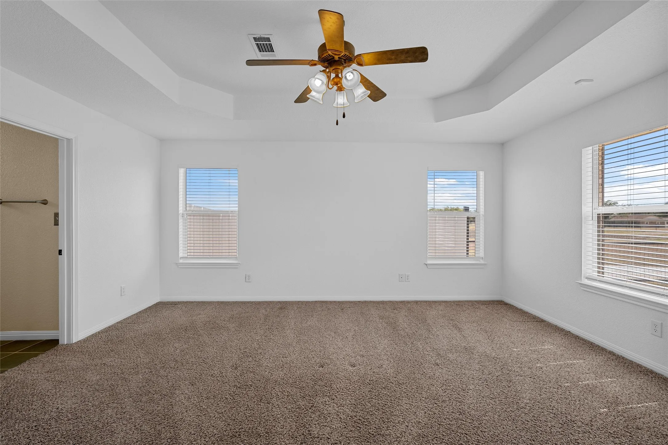 Single Family Residence For Sale in Mc Lennan County , 1478 Galaxy Road, Woodway, Texas 76712, 3 Bedroom, 2 Bathroom, Garage spaces, 1,510 Sqft, built in 2004, mls#21381971, Real Estate Agent in Woodway, Homes For Sale in Mc Lennan county, Homes For Sale in Woodway, Realtor in Woodway Texas, Real Estate Brokerage Independent Realty Texas, Luminita Cordes Realtor