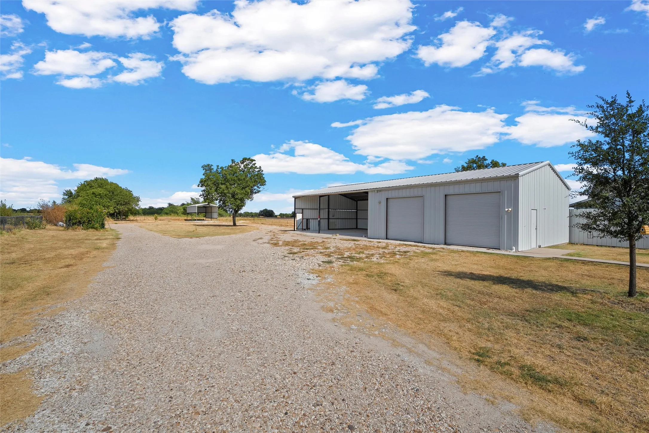 Single Family Residence For Sale in Mc Lennan County , 1478 Galaxy Road, Woodway, Texas 76712, 3 Bedroom, 2 Bathroom, Garage spaces, 1,510 Sqft, built in 2004, mls#21381971, Real Estate Agent in Woodway, Homes For Sale in Mc Lennan county, Homes For Sale in Woodway, Realtor in Woodway Texas, Real Estate Brokerage Independent Realty Texas, Luminita Cordes Realtor