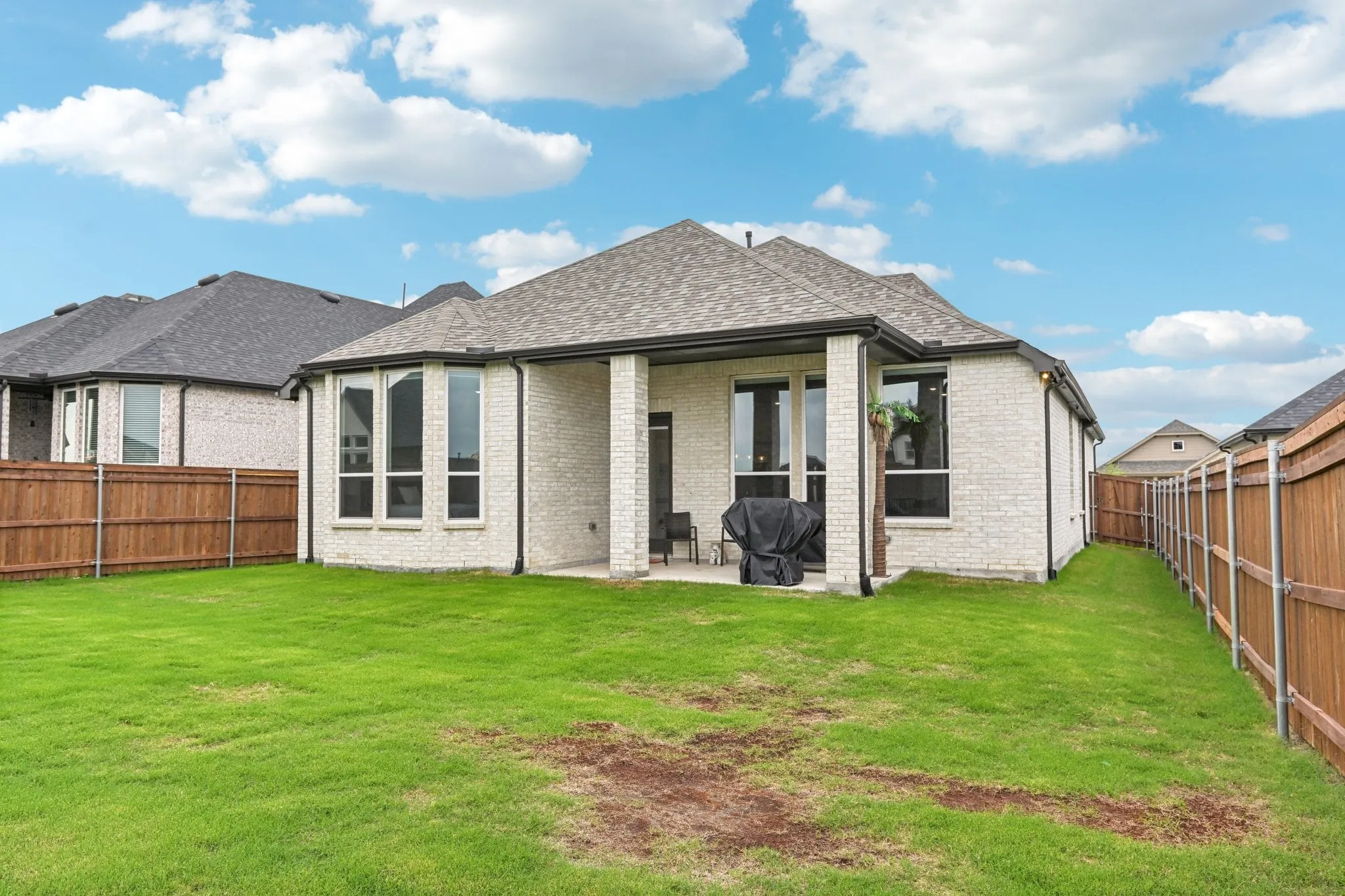 Single Family Residence For Sale in Rockwall County , 8005 Grotto Drive, Royse City, Texas 75189, 3 Bedroom, 2 Bathroom, 2 Garage spaces, 1,843 Sqft, built in 2023, mls#21381743, Real Estate Agent in Royse City, Homes For Sale in Rockwall county, Homes For Sale in Royse City, Realtor in Royse City Texas, Real Estate Brokerage Independent Realty Texas, Luminita Cordes Realtor