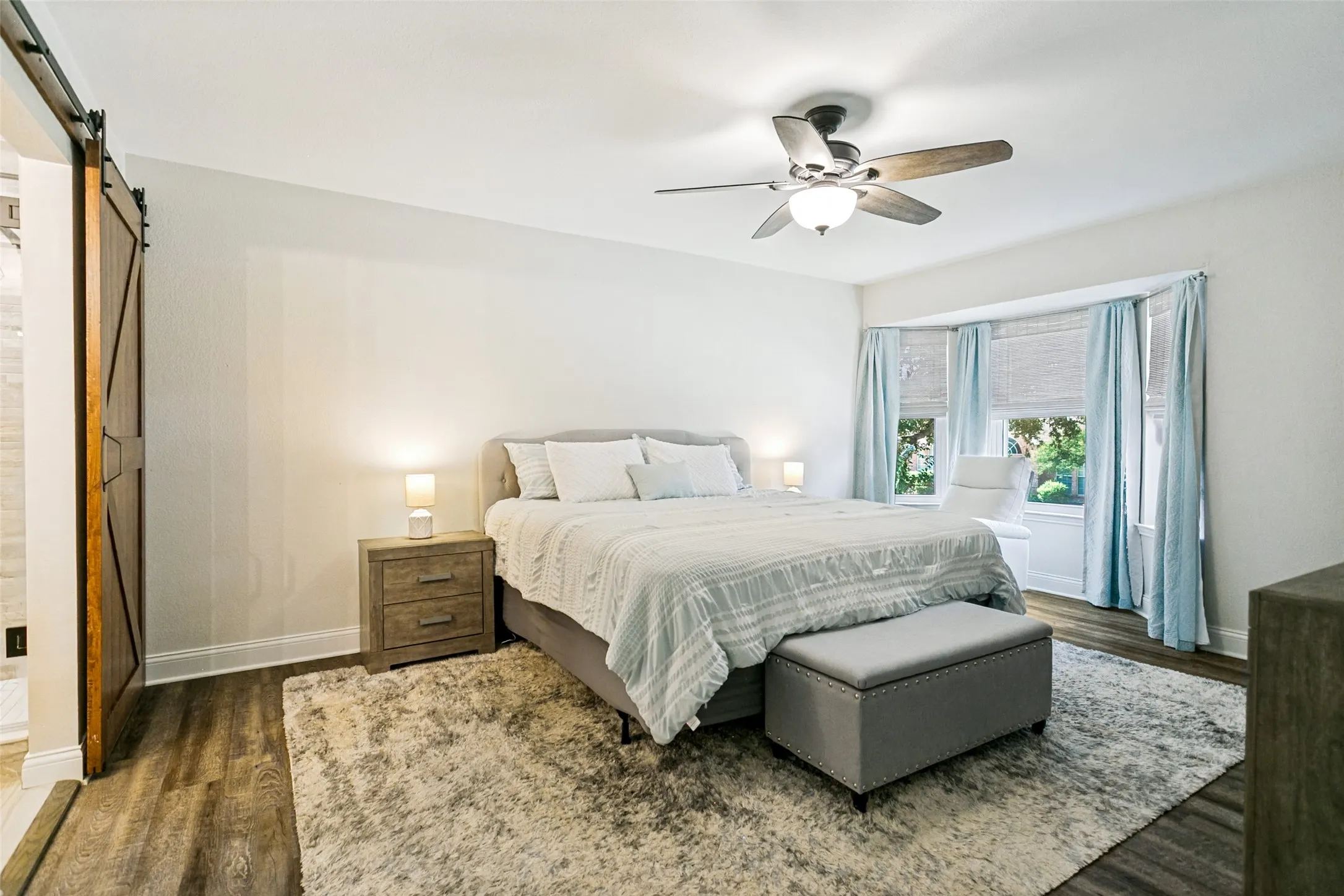 Single Family Residence For Sale in Denton County , 2213 Bresee Drive, Carrollton, Texas 75010, 4 Bedroom, 3 Bathroom, 2 Garage spaces, 2,026 Sqft, built in 1997, mls#21378623, Real Estate Agent in Carrollton, Homes For Sale in Denton county, Homes For Sale in Carrollton, Realtor in Carrollton Texas, Real Estate Brokerage Independent Realty Texas, Luminita Cordes Realtor