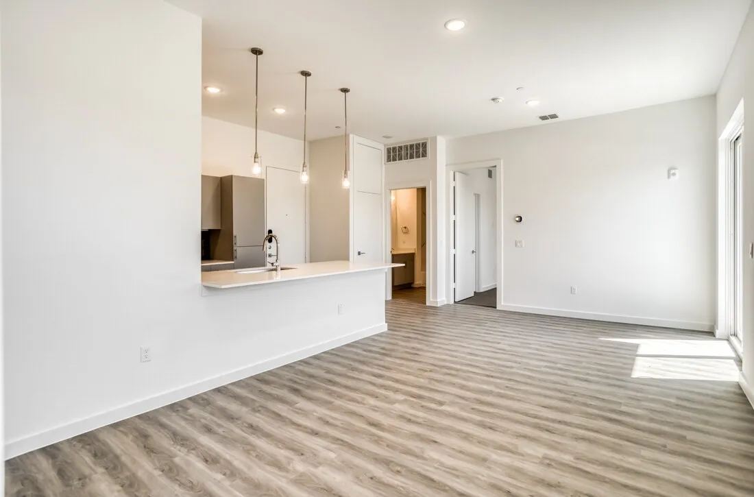 Apartment For Rent in Dallas County , 4116 Rawlins Street 303, Dallas, Texas 75219, 1 Bedroom, 1 Bathroom, Garage spaces, 874 Sqft, built in 2020, mls#21382140, Real Estate Agent in Dallas, Homes For Rent in Dallas county, Homes For Rent in Dallas, Realtor in Dallas Texas, Real Estate Brokerage Independent Realty Texas, Luminita Cordes Realtor