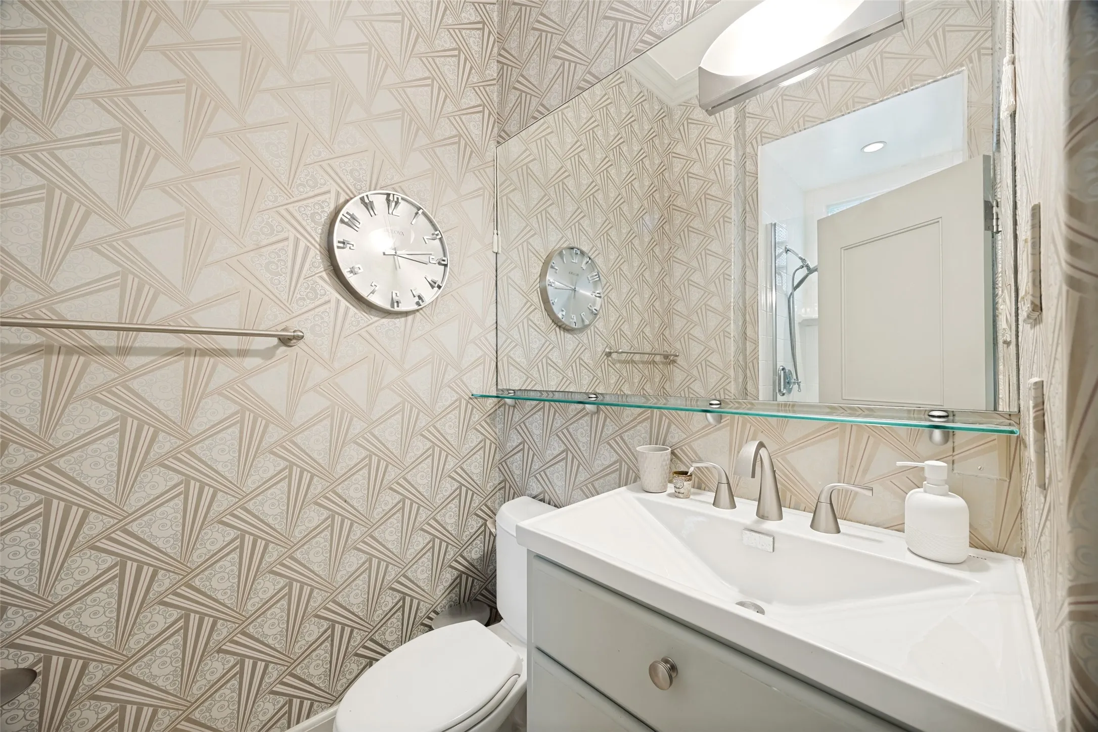 Guest quarters bathroom