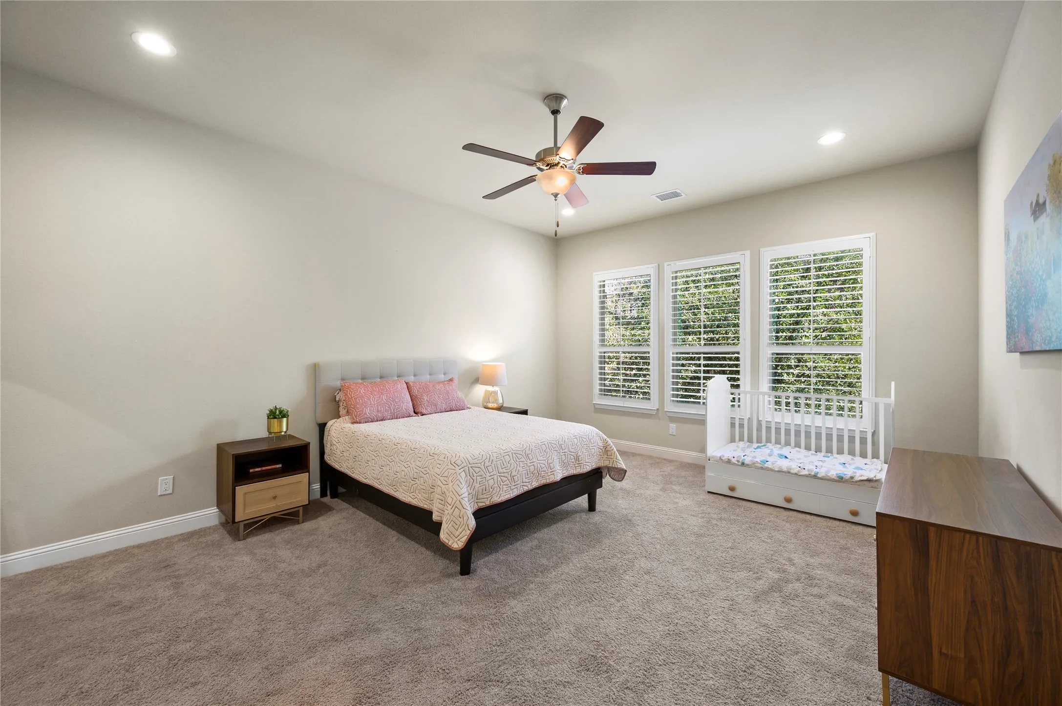 Townhouse For Sale in Denton County , 4161 Broadway Avenue, Flower Mound, Texas 75028, 3 Bedroom, 3 Bathroom, 2 Garage spaces, 1,969 Sqft, built in 2018, mls#21382155, Real Estate Agent in Flower Mound, Homes For Sale in Denton county, Homes For Sale in Flower Mound, Realtor in Flower Mound Texas, Real Estate Brokerage Independent Realty Texas, Luminita Cordes Realtor