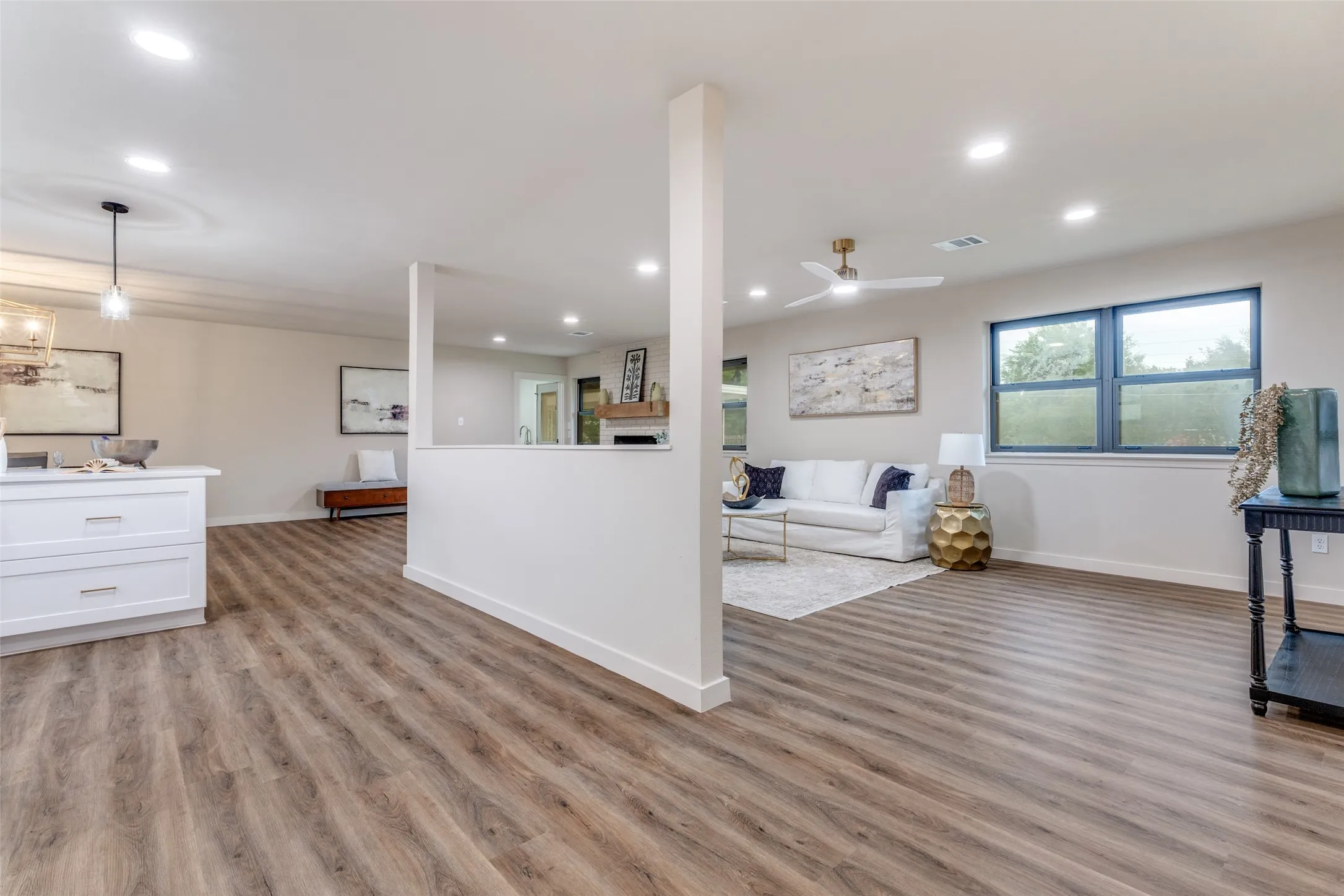Single Family Residence For Sale in Tarrant County , 4900 Nevada Trail, North Richland Hills, Texas 76180, 3 Bedroom, 3 Bathroom, 2 Garage spaces, 1,983 Sqft, built in 1962, mls#21381657, Real Estate Agent in North Richland Hills, Homes For Sale in Tarrant county, Homes For Sale in North Richland Hills, Realtor in North Richland Hills Texas, Real Estate Brokerage Independent Realty Texas, Luminita Cordes Realtor