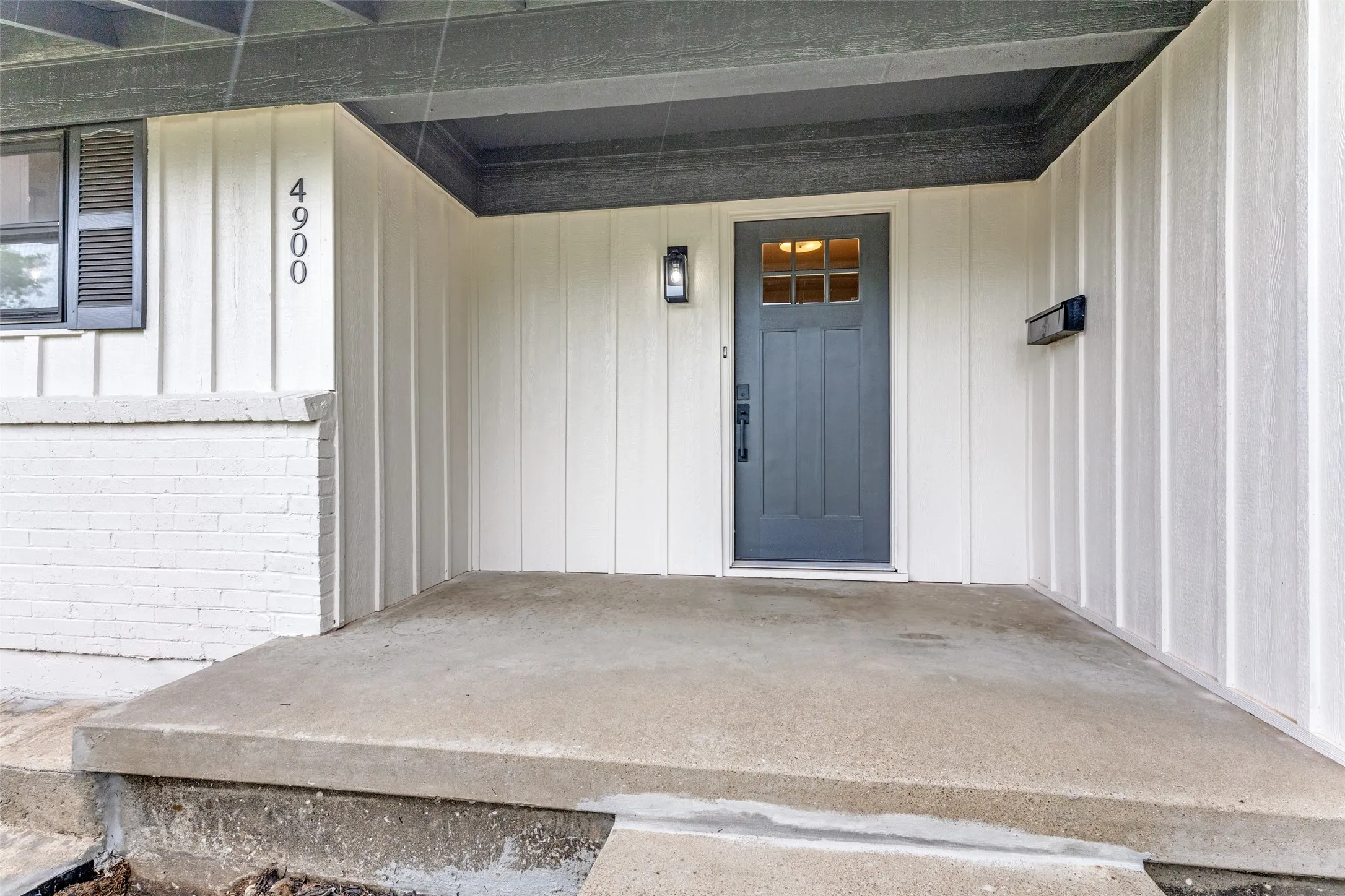 Single Family Residence For Sale in Tarrant County , 4900 Nevada Trail, North Richland Hills, Texas 76180, 3 Bedroom, 3 Bathroom, 2 Garage spaces, 1,983 Sqft, built in 1962, mls#21381657, Real Estate Agent in North Richland Hills, Homes For Sale in Tarrant county, Homes For Sale in North Richland Hills, Realtor in North Richland Hills Texas, Real Estate Brokerage Independent Realty Texas, Luminita Cordes Realtor