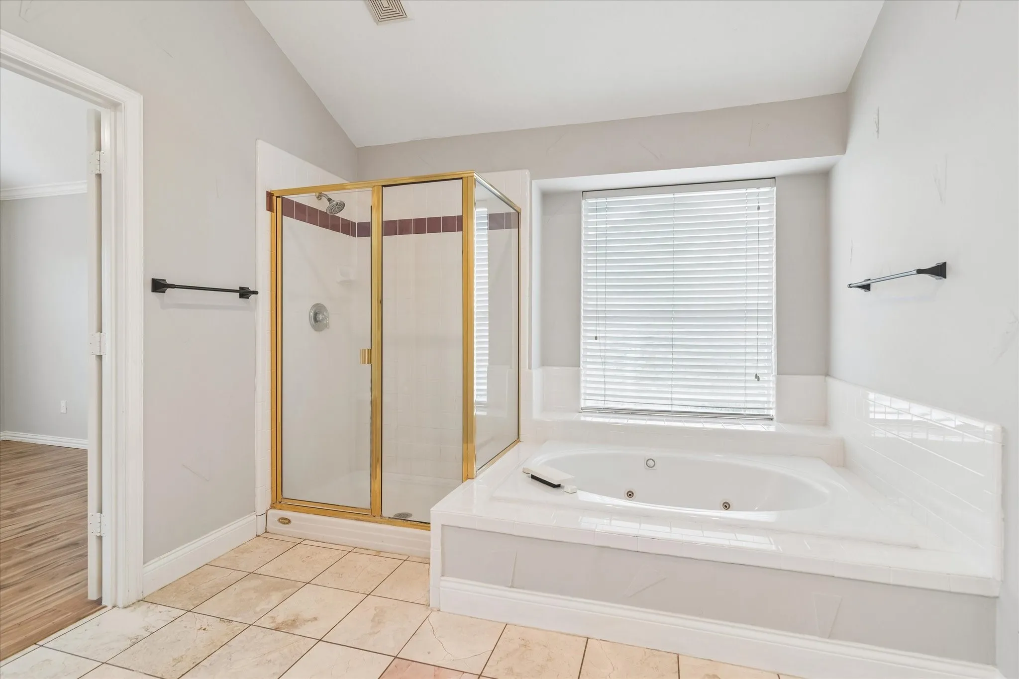 Single Family Residence For Rent in Collin County , 4661 Baldwin Lane, Plano, Texas 75024, 4 Bedroom, 3 Bathroom, 2 Garage spaces, 2,691 Sqft, built in 1997, mls#21379005, Real Estate Agent in Plano, Homes For Rent in Collin county, Homes For Rent in Plano, Realtor in Plano Texas, Real Estate Brokerage Independent Realty Texas, Luminita Cordes Realtor