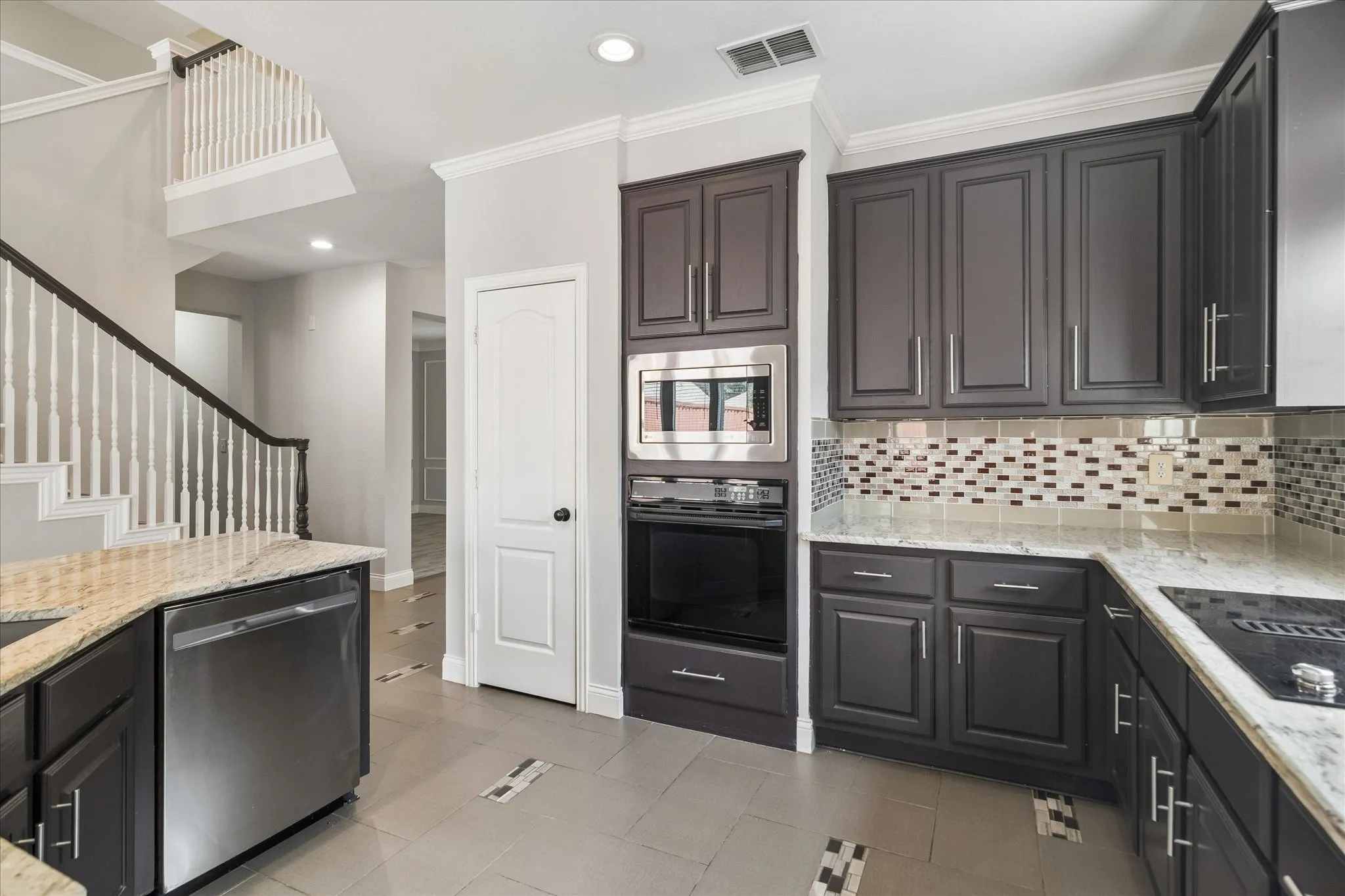 Single Family Residence For Rent in Collin County , 4661 Baldwin Lane, Plano, Texas 75024, 4 Bedroom, 3 Bathroom, 2 Garage spaces, 2,691 Sqft, built in 1997, mls#21379005, Real Estate Agent in Plano, Homes For Rent in Collin county, Homes For Rent in Plano, Realtor in Plano Texas, Real Estate Brokerage Independent Realty Texas, Luminita Cordes Realtor