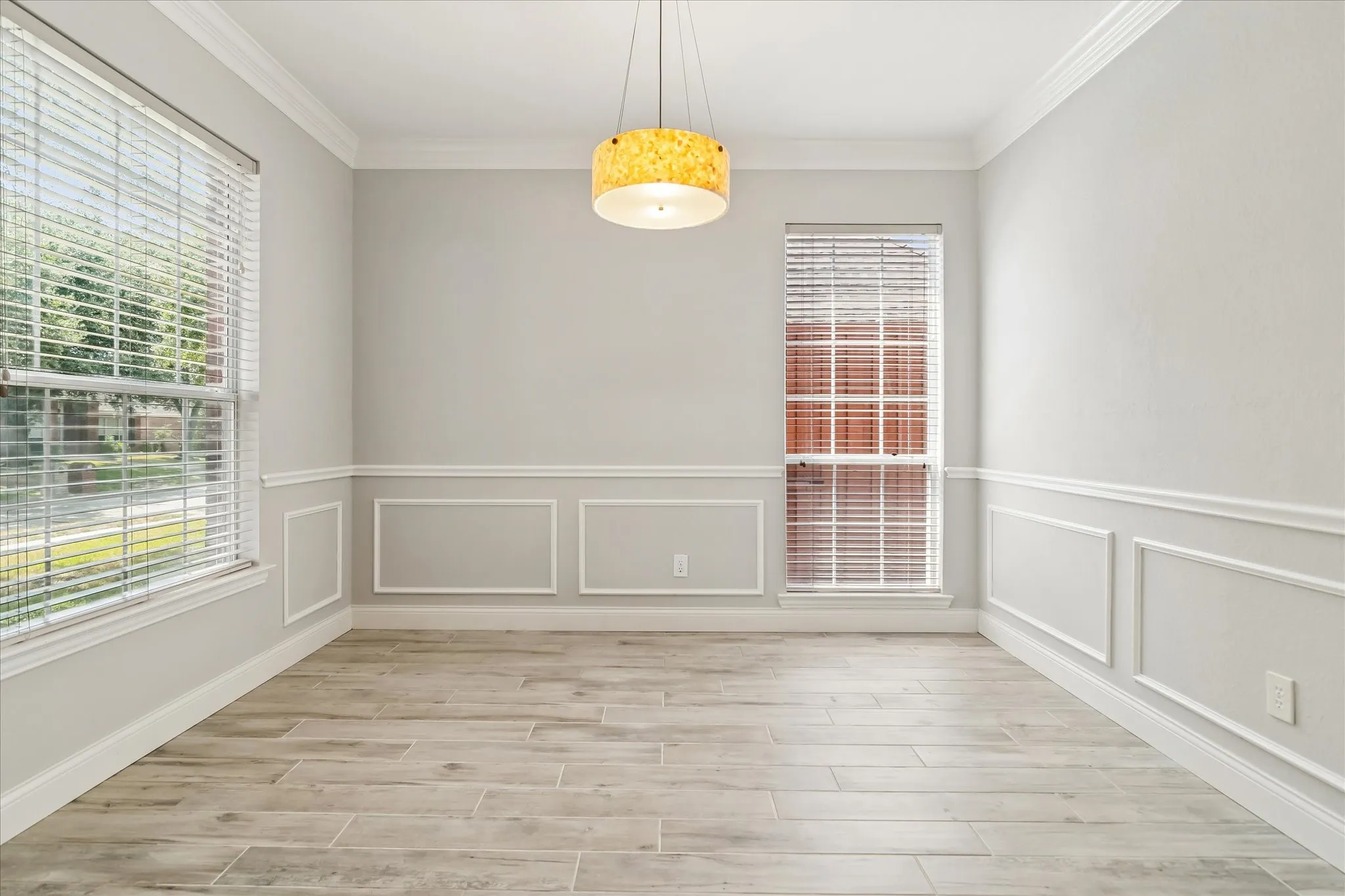 Single Family Residence For Rent in Collin County , 4661 Baldwin Lane, Plano, Texas 75024, 4 Bedroom, 3 Bathroom, 2 Garage spaces, 2,691 Sqft, built in 1997, mls#21379005, Real Estate Agent in Plano, Homes For Rent in Collin county, Homes For Rent in Plano, Realtor in Plano Texas, Real Estate Brokerage Independent Realty Texas, Luminita Cordes Realtor