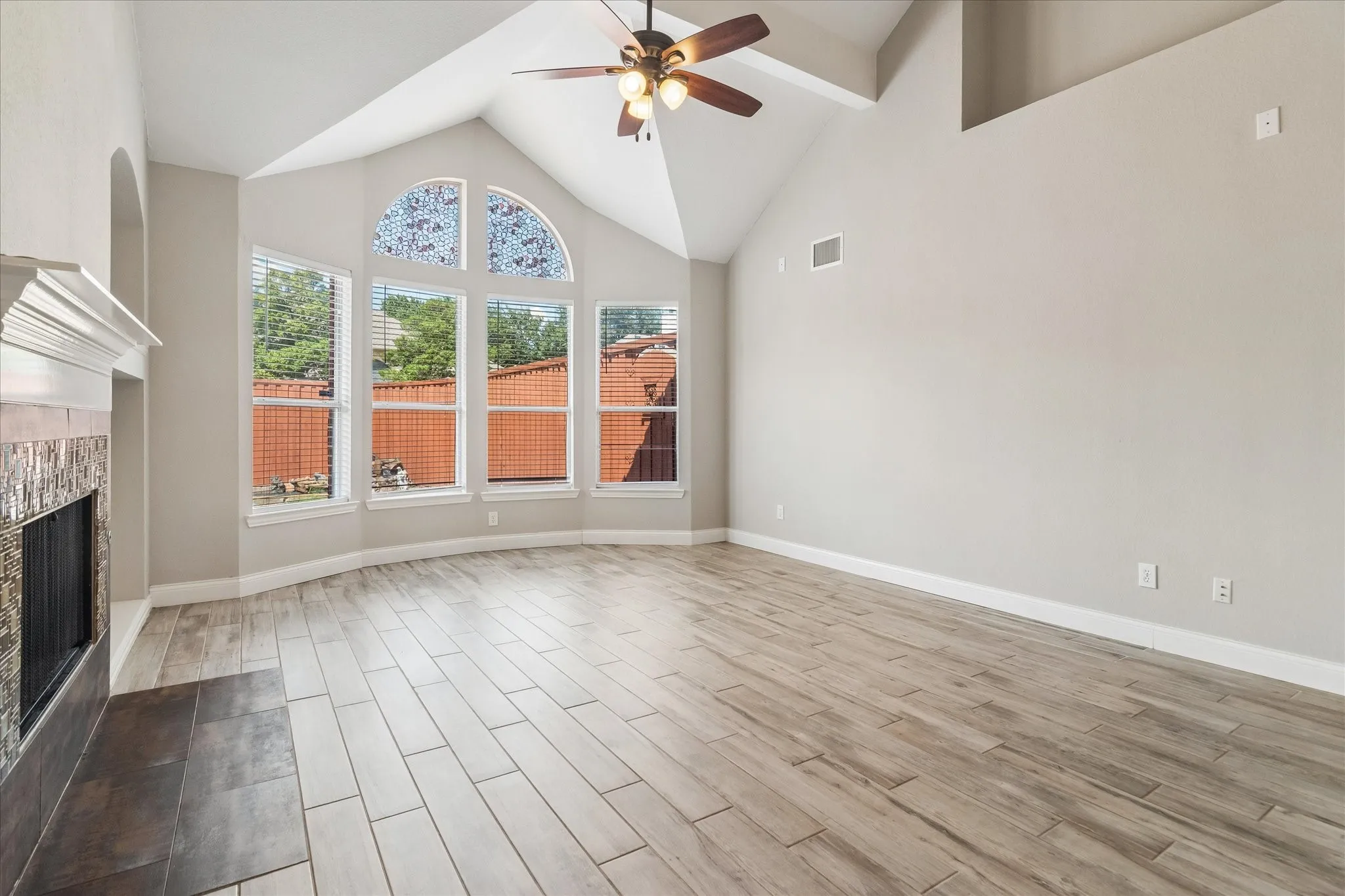 Single Family Residence For Rent in Collin County , 4661 Baldwin Lane, Plano, Texas 75024, 4 Bedroom, 3 Bathroom, 2 Garage spaces, 2,691 Sqft, built in 1997, mls#21379005, Real Estate Agent in Plano, Homes For Rent in Collin county, Homes For Rent in Plano, Realtor in Plano Texas, Real Estate Brokerage Independent Realty Texas, Luminita Cordes Realtor