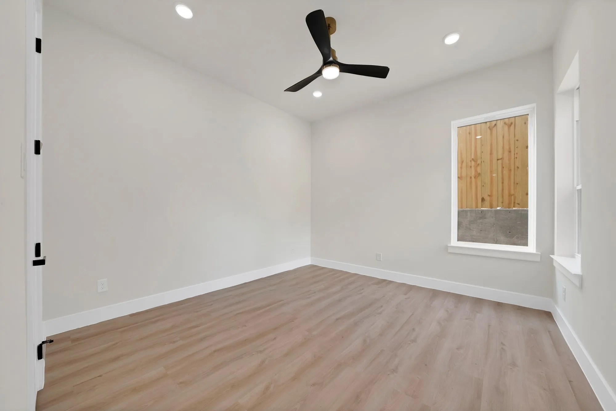 Single Family Residence For Sale in Dallas County , 1415 Fayette Street, Dallas, Texas 75203, 4 Bedroom, 4 Bathroom, 2 Garage spaces, 2,858 Sqft, built in 2026, mls#21360644, Real Estate Agent in Dallas, Homes For Sale in Dallas county, Homes For Sale in Dallas, Realtor in Dallas Texas, Real Estate Brokerage Independent Realty Texas, Luminita Cordes Realtor