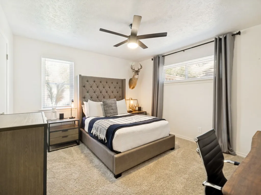 Single Family Residence For Sale in Dallas County , 5915 Canterview Drive, Dallas, Texas 75228, 3 Bedroom, 2 Bathroom, 2 Garage spaces, 1,773 Sqft, built in 1964, mls#21382146, Real Estate Agent in Dallas, Homes For Sale in Dallas county, Homes For Sale in Dallas, Realtor in Dallas Texas, Real Estate Brokerage Independent Realty Texas, Luminita Cordes Realtor