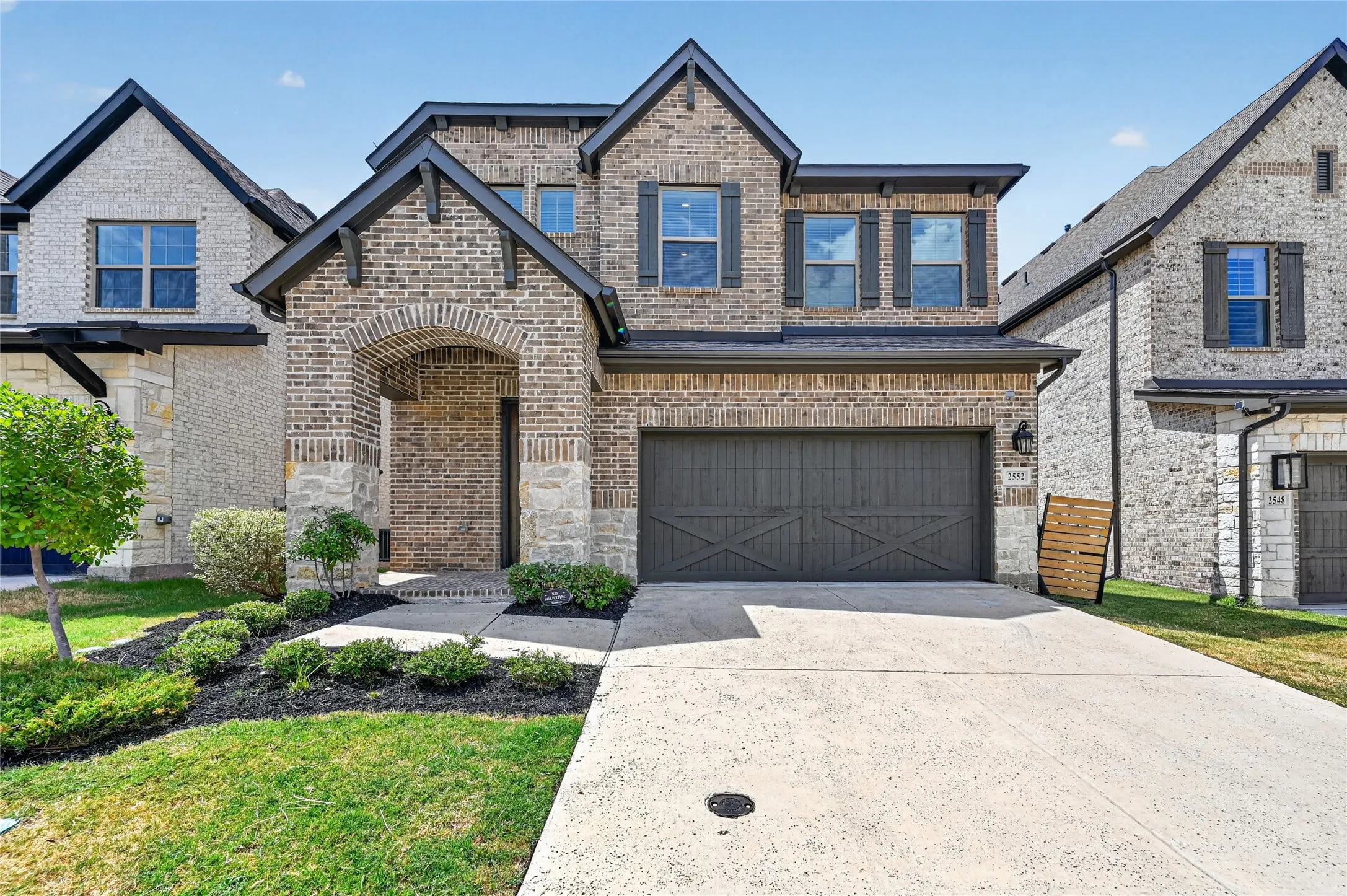 Single Family Residence For Sale in Denton County , 2552 Four Roses Drive, Lewisville, Texas 75056, 4 Bedroom, 4 Bathroom, 2 Garage spaces, 2,816 Sqft, built in 2023, mls#21382164, Real Estate Agent in Lewisville, Homes For Sale in Denton county, Homes For Sale in Lewisville, Realtor in Lewisville Texas, Real Estate Brokerage Independent Realty Texas, Luminita Cordes Realtor