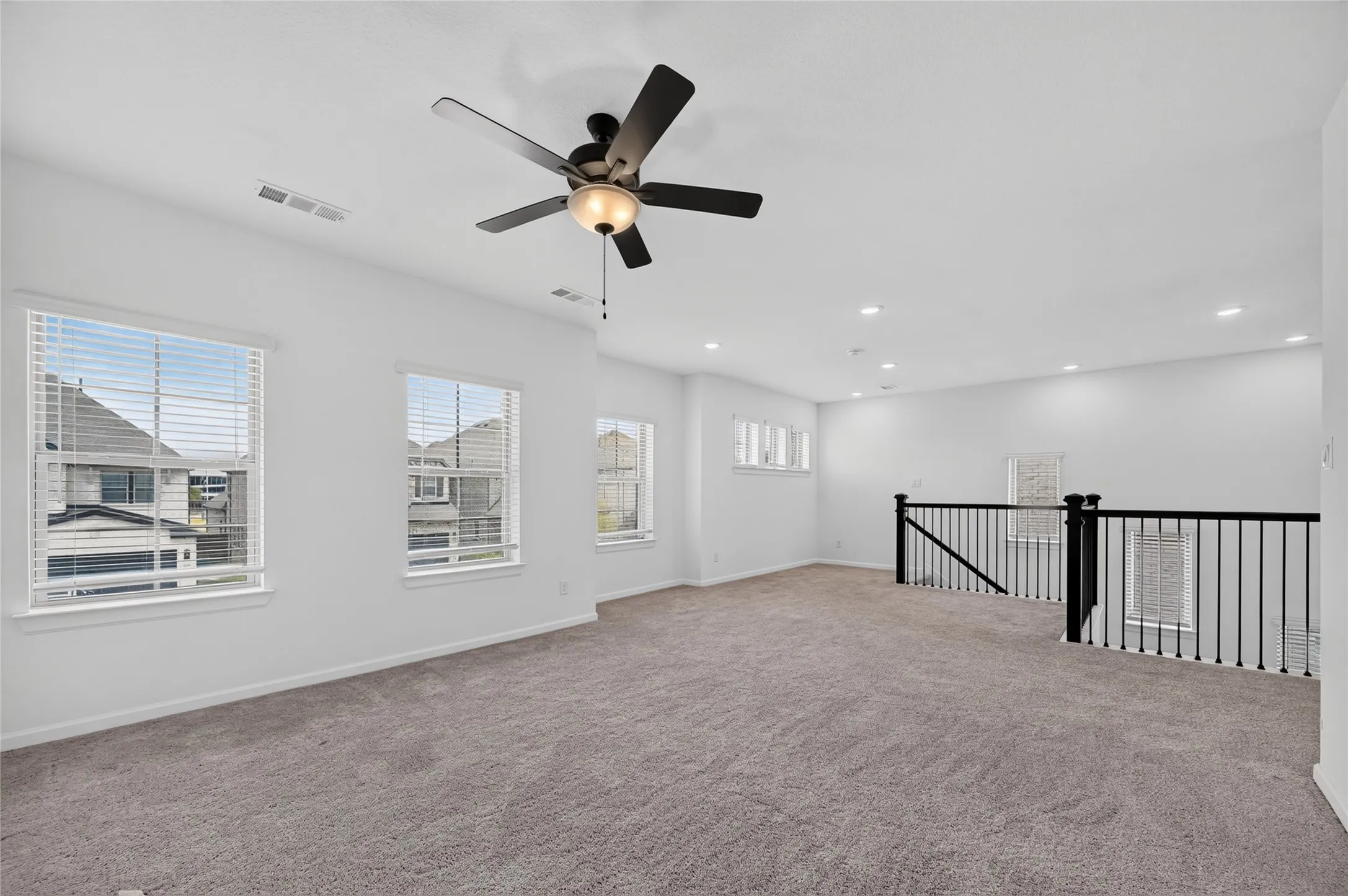Single Family Residence For Sale in Denton County , 2552 Four Roses Drive, Lewisville, Texas 75056, 4 Bedroom, 4 Bathroom, 2 Garage spaces, 2,816 Sqft, built in 2023, mls#21382164, Real Estate Agent in Lewisville, Homes For Sale in Denton county, Homes For Sale in Lewisville, Realtor in Lewisville Texas, Real Estate Brokerage Independent Realty Texas, Luminita Cordes Realtor