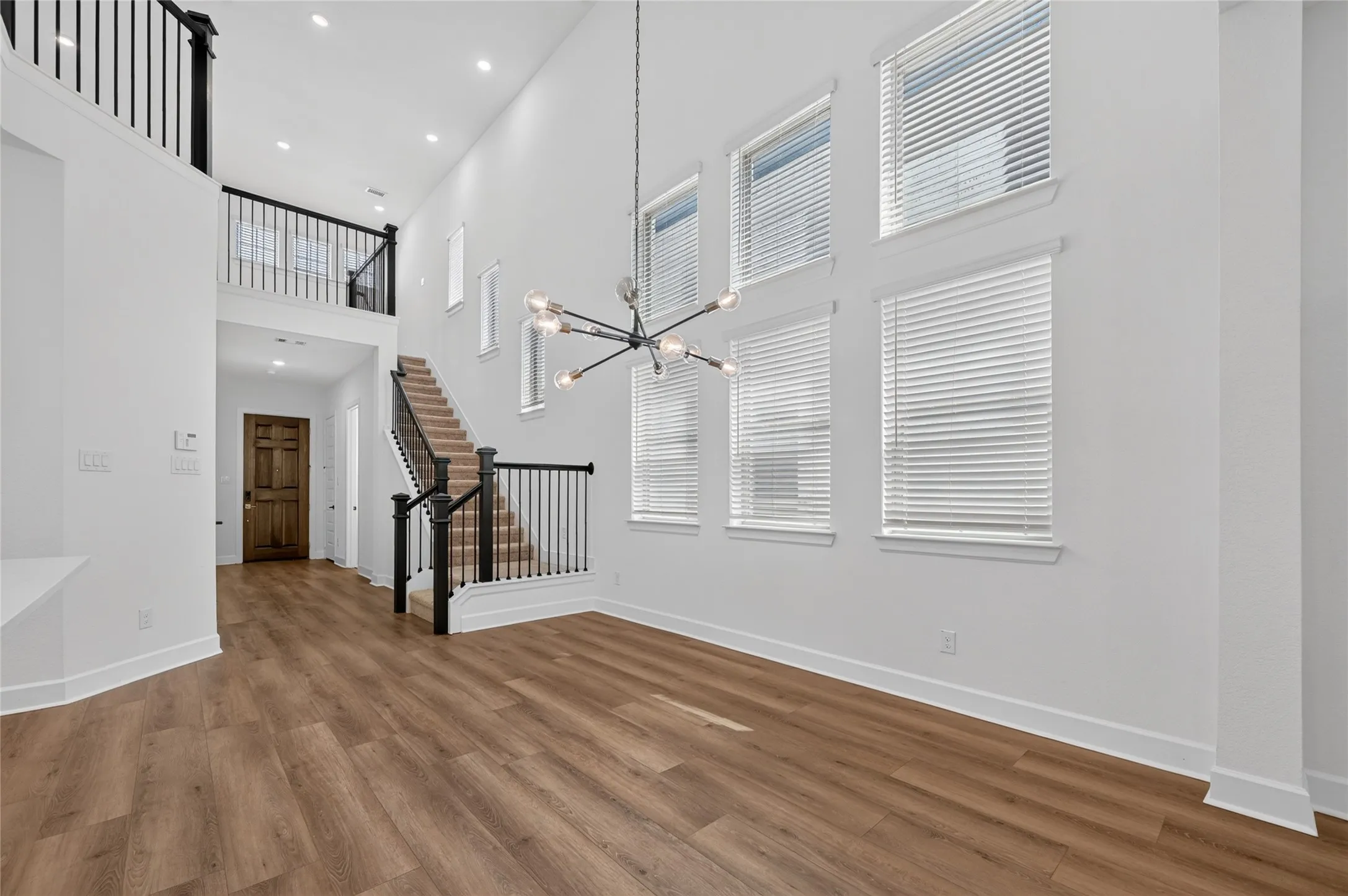 Single Family Residence For Sale in Denton County , 2552 Four Roses Drive, Lewisville, Texas 75056, 4 Bedroom, 4 Bathroom, 2 Garage spaces, 2,816 Sqft, built in 2023, mls#21382164, Real Estate Agent in Lewisville, Homes For Sale in Denton county, Homes For Sale in Lewisville, Realtor in Lewisville Texas, Real Estate Brokerage Independent Realty Texas, Luminita Cordes Realtor