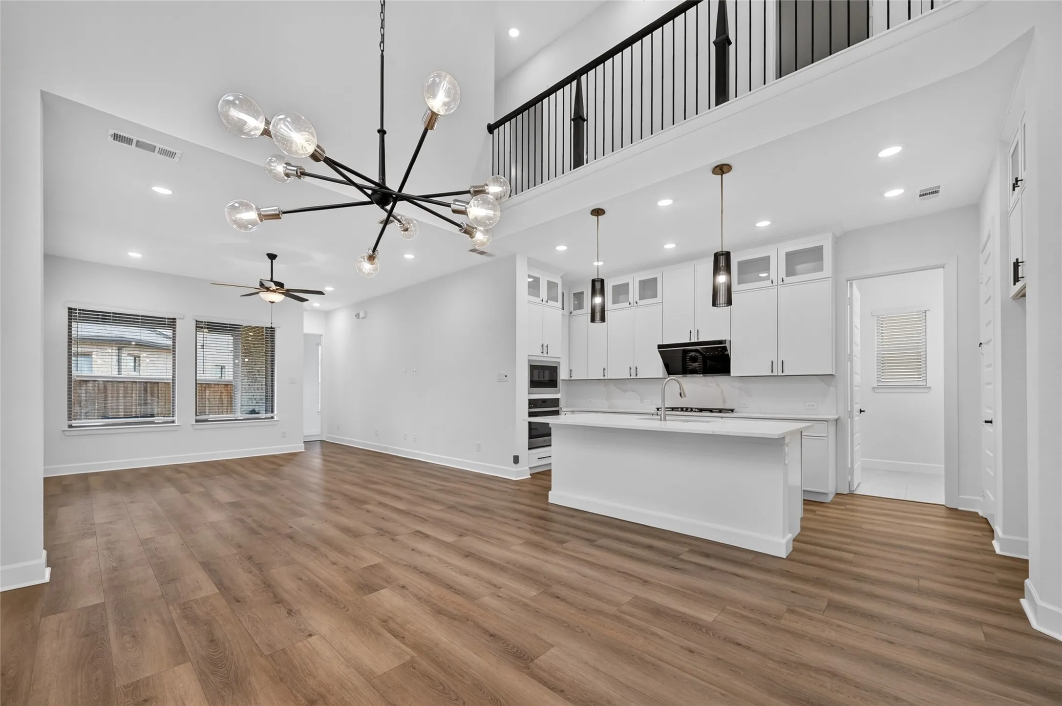 Single Family Residence For Sale in Denton County , 2552 Four Roses Drive, Lewisville, Texas 75056, 4 Bedroom, 4 Bathroom, 2 Garage spaces, 2,816 Sqft, built in 2023, mls#21382164, Real Estate Agent in Lewisville, Homes For Sale in Denton county, Homes For Sale in Lewisville, Realtor in Lewisville Texas, Real Estate Brokerage Independent Realty Texas, Luminita Cordes Realtor