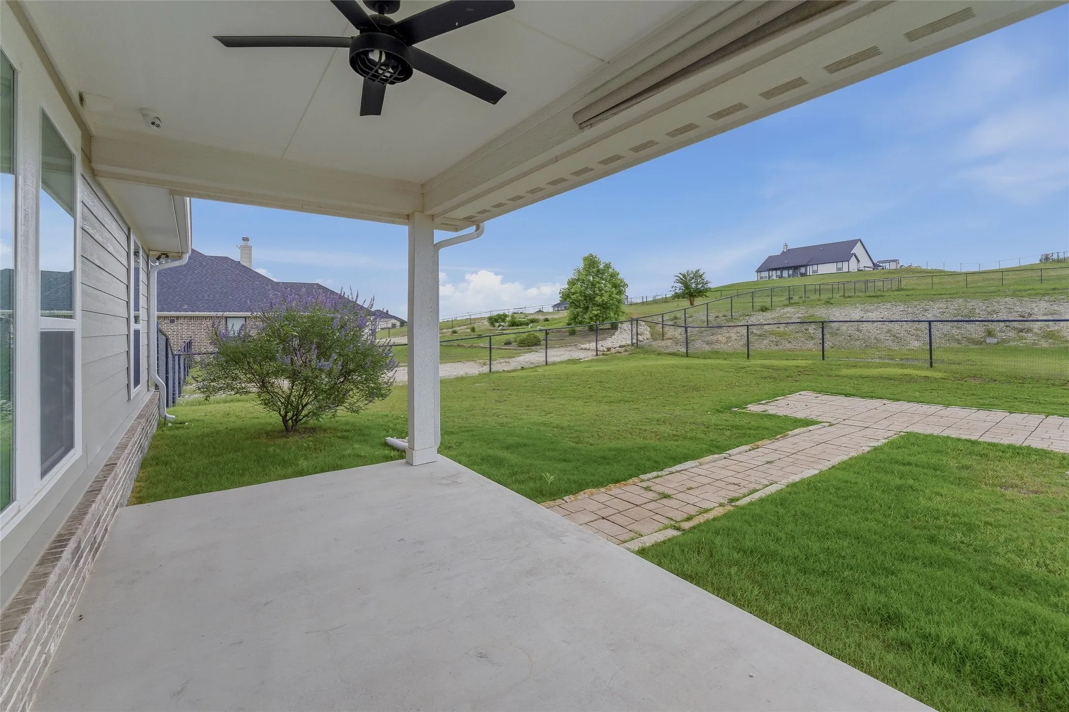 Single Family Residence For Rent in Parker County , 1037 Flagstone Drive, Weatherford, Texas 76085, 3 Bedroom, 2 Bathroom, 2 Garage spaces, 2,033 Sqft, built in 2021, mls#21382171, Real Estate Agent in Weatherford, Homes For Rent in Parker county, Homes For Rent in Weatherford, Realtor in Weatherford Texas, Real Estate Brokerage Independent Realty Texas, Luminita Cordes Realtor