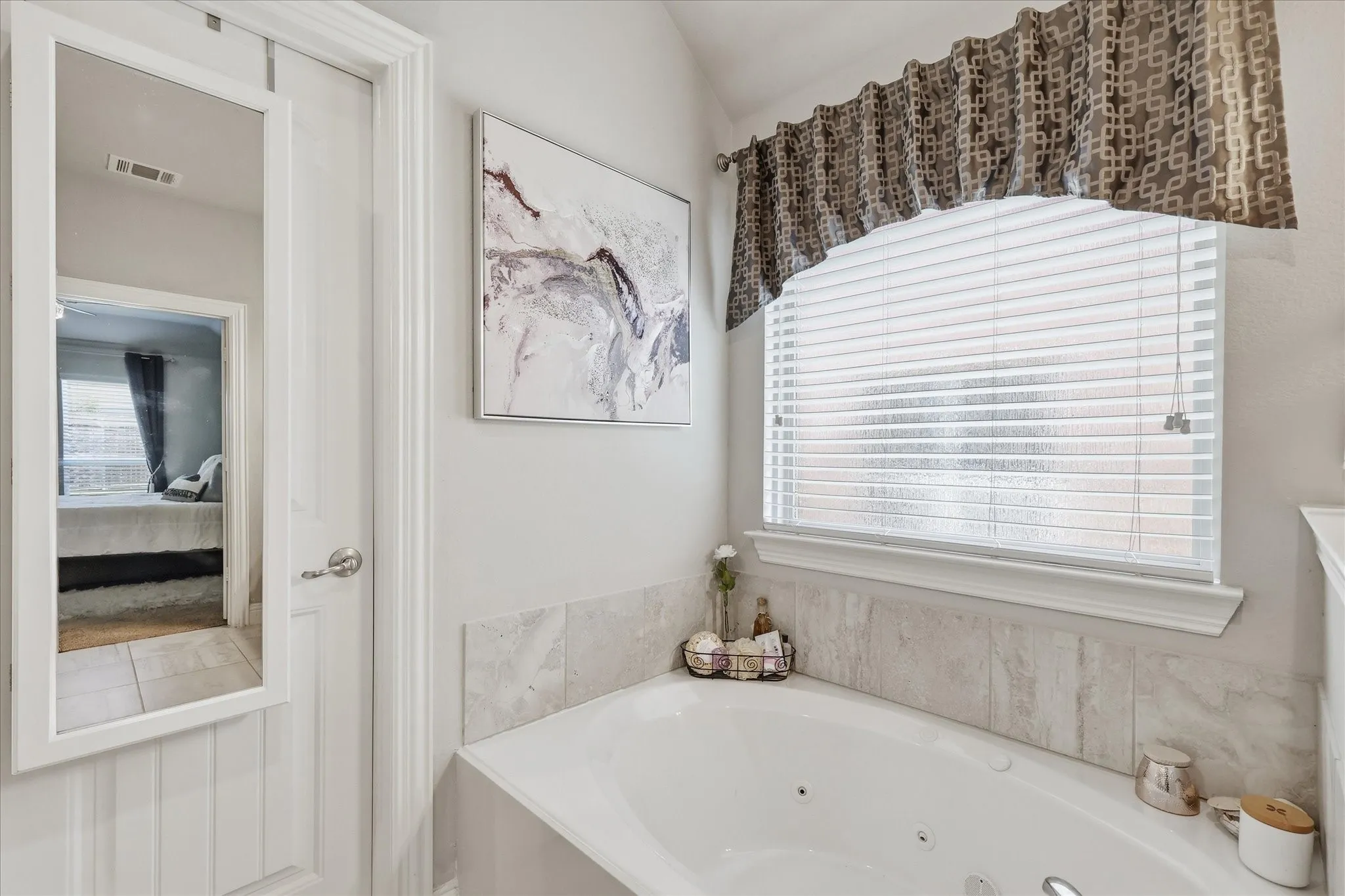 Large jetted tub