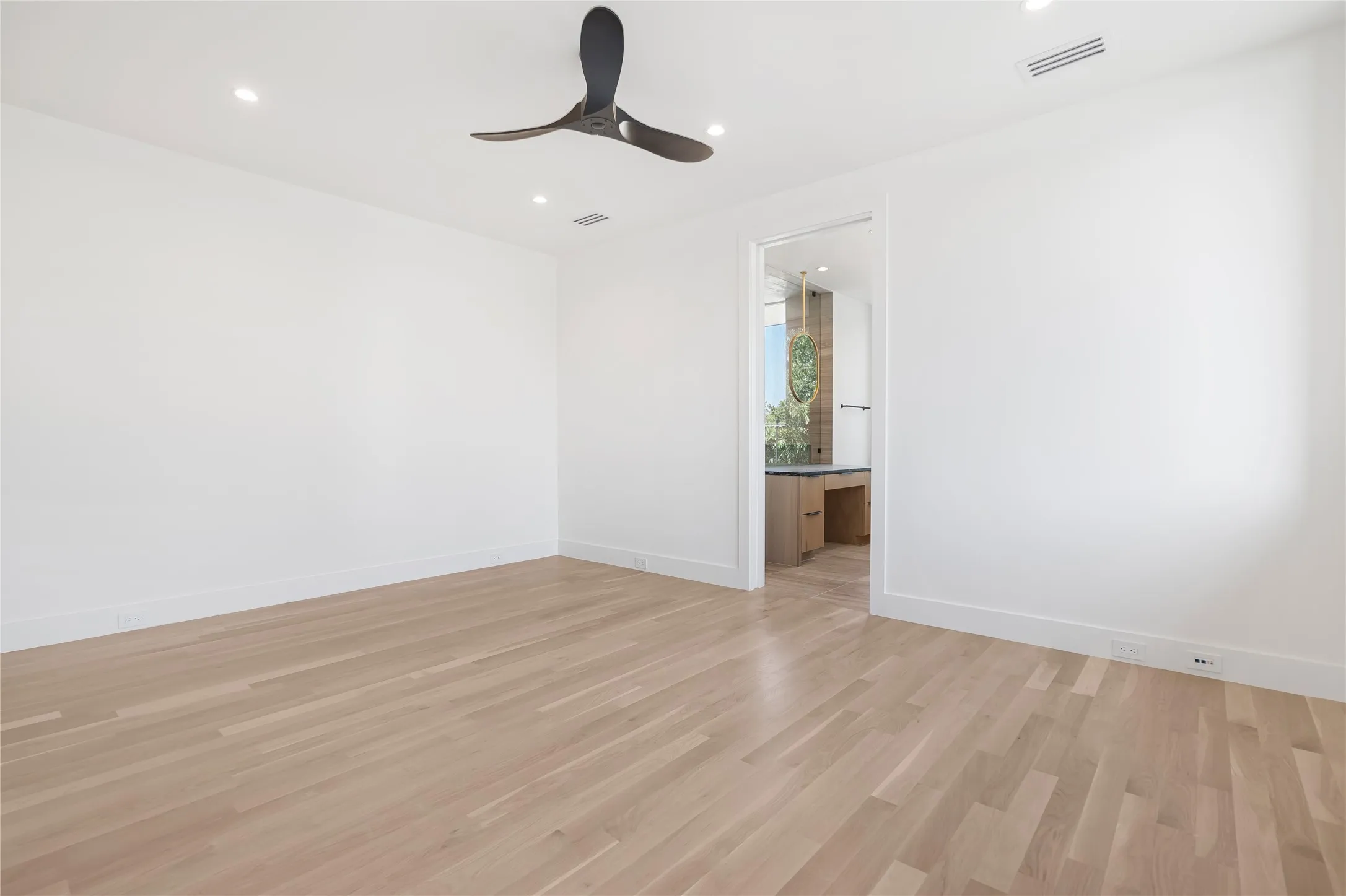 Single Family Residence For Rent in Dallas County , 3619 Springbrook, Dallas, Texas 75205, 3 Bedroom, 4 Bathroom, 2 Garage spaces, 3,293 Sqft, built in 2024, mls#21382181, Real Estate Agent in Dallas, Homes For Rent in Dallas county, Homes For Rent in Dallas, Realtor in Dallas Texas, Real Estate Brokerage Independent Realty Texas, Luminita Cordes Realtor