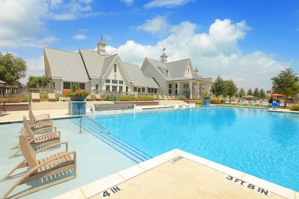 Single Family Residence For Sale in Denton County , 1312 Redbrick Lane, Northlake, Texas 76247, 4 Bedroom, 3 Bathroom, 3 Garage spaces, 3,104 Sqft, built in 2022, mls#21377169, Real Estate Agent in Northlake, Homes For Sale in Denton county, Homes For Sale in Northlake, Realtor in Northlake Texas, Real Estate Brokerage Independent Realty Texas, Luminita Cordes Realtor