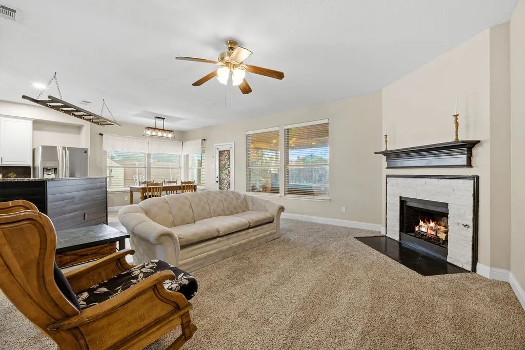 Single Family Residence For Sale in Denton County , 6601 Redwood Lane, The Colony, Texas 75056, 4 Bedroom, 3 Bathroom, 2 Garage spaces, 3,255 Sqft, built in 2001, mls#21364544, Real Estate Agent in The Colony, Homes For Sale in Denton county, Homes For Sale in The Colony, Realtor in The Colony Texas, Real Estate Brokerage Independent Realty Texas, Luminita Cordes Realtor