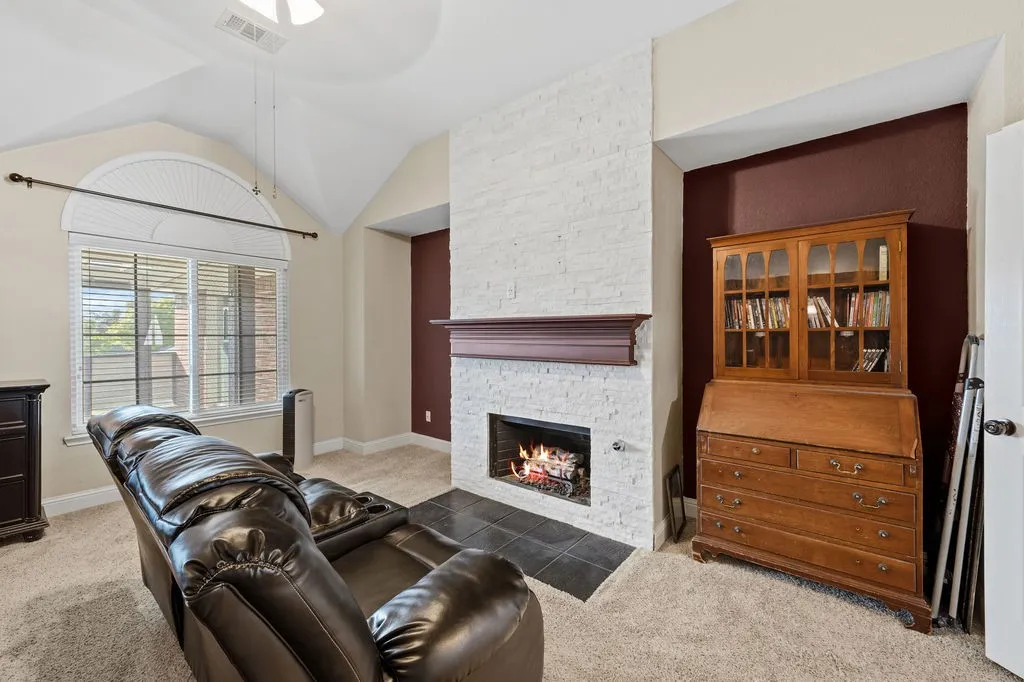 Single Family Residence For Sale in Denton County , 6601 Redwood Lane, The Colony, Texas 75056, 4 Bedroom, 3 Bathroom, 2 Garage spaces, 3,255 Sqft, built in 2001, mls#21364544, Real Estate Agent in The Colony, Homes For Sale in Denton county, Homes For Sale in The Colony, Realtor in The Colony Texas, Real Estate Brokerage Independent Realty Texas, Luminita Cordes Realtor