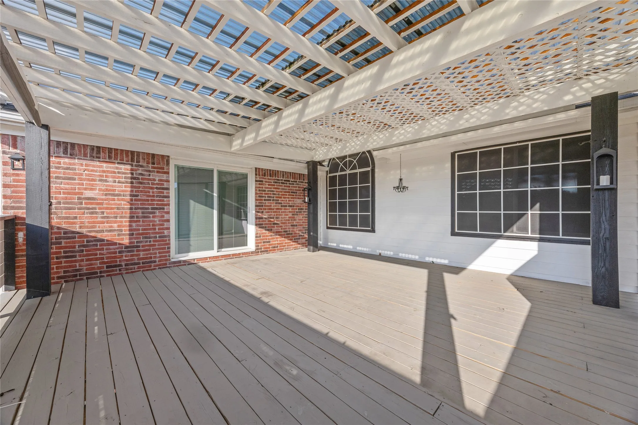 Single Family Residence For Sale in Denton County , 6601 Redwood Lane, The Colony, Texas 75056, 4 Bedroom, 3 Bathroom, 2 Garage spaces, 3,255 Sqft, built in 2001, mls#21364544, Real Estate Agent in The Colony, Homes For Sale in Denton county, Homes For Sale in The Colony, Realtor in The Colony Texas, Real Estate Brokerage Independent Realty Texas, Luminita Cordes Realtor