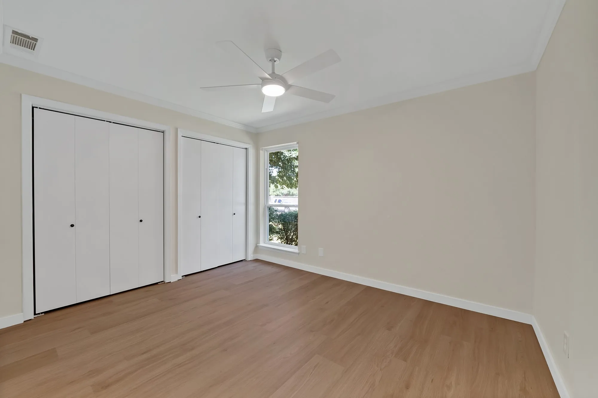 Single Family Residence For Sale in Dallas County , 413 Campbell Court, Richardson, Texas 75080, 4 Bedroom, 2 Bathroom, 2 Garage spaces, 2,056 Sqft, built in 1975, mls#21381588, Real Estate Agent in Richardson, Homes For Sale in Dallas county, Homes For Sale in Richardson, Realtor in Richardson Texas, Real Estate Brokerage Independent Realty Texas, Luminita Cordes Realtor