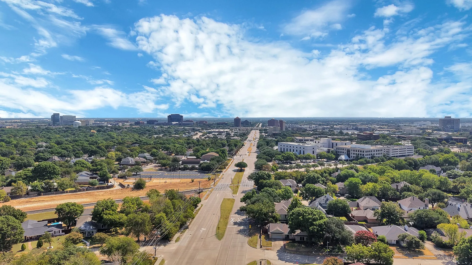 Single Family Residence For Sale in Dallas County , 413 Campbell Court, Richardson, Texas 75080, 4 Bedroom, 2 Bathroom, 2 Garage spaces, 2,056 Sqft, built in 1975, mls#21381588, Real Estate Agent in Richardson, Homes For Sale in Dallas county, Homes For Sale in Richardson, Realtor in Richardson Texas, Real Estate Brokerage Independent Realty Texas, Luminita Cordes Realtor