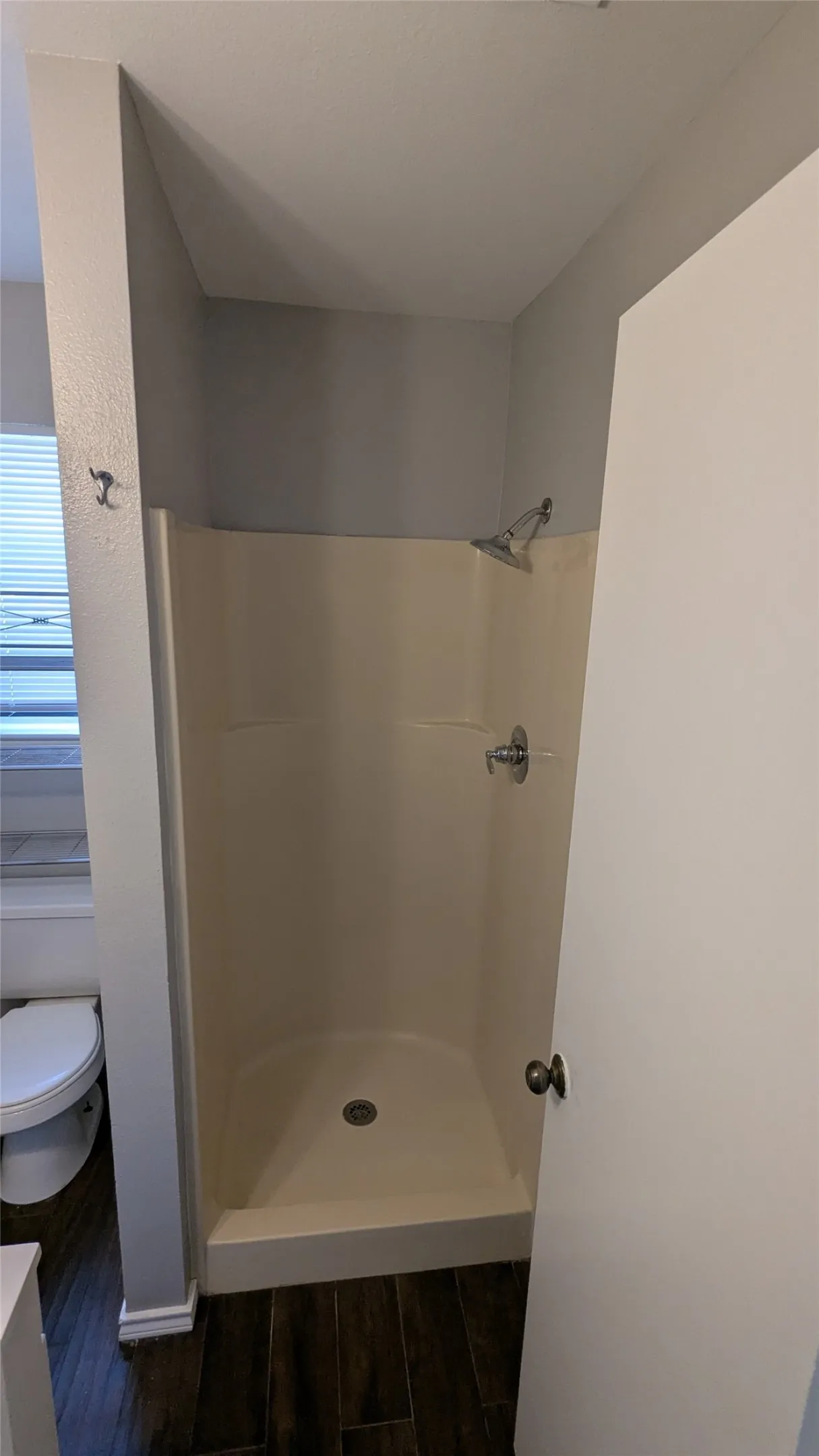 Duplex For Rent in Dallas County , 709 Hillcrest Court, Cedar Hill, Texas 75104, 2 Bedroom, 2 Bathroom, Garage spaces, 900 Sqft, built in 1983, mls#21381078, Real Estate Agent in Cedar Hill, Homes For Rent in Dallas county, Homes For Rent in Cedar Hill, Realtor in Cedar Hill Texas, Real Estate Brokerage Independent Realty Texas, Luminita Cordes Realtor