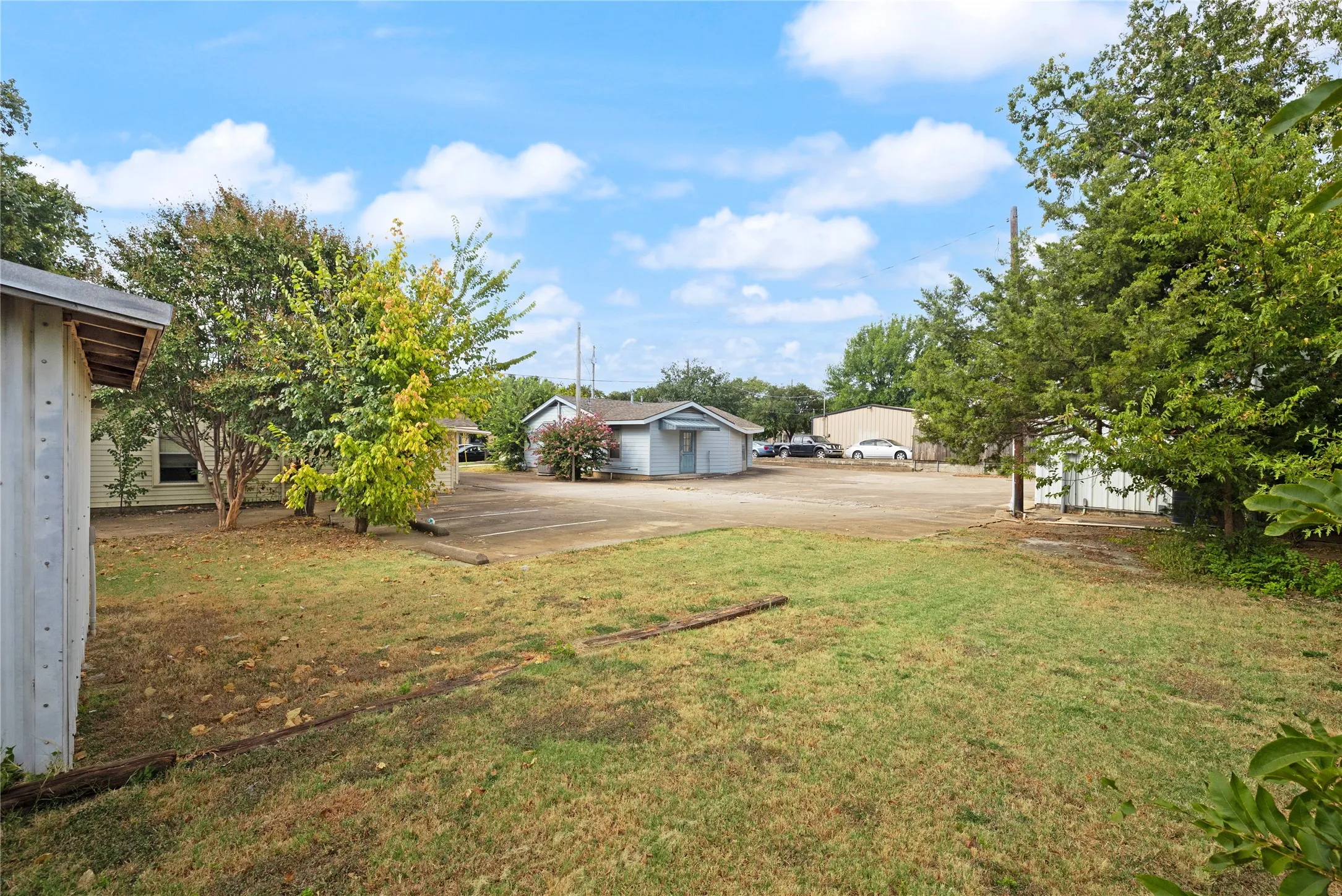 Retail For Sale in Denton County , 325 & 331 E Main Street, Lewisville, Texas 75057, 0, 0, Garage spaces, 0 Sqft, built in 1965, mls#21373701, Real Estate Agent in Lewisville, Homes For Sale in Denton county, Homes For Sale in Lewisville, Realtor in Lewisville Texas, Real Estate Brokerage Independent Realty Texas, Luminita Cordes Realtor